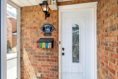 340 Pompano Court • Oshawa, ON photo 9