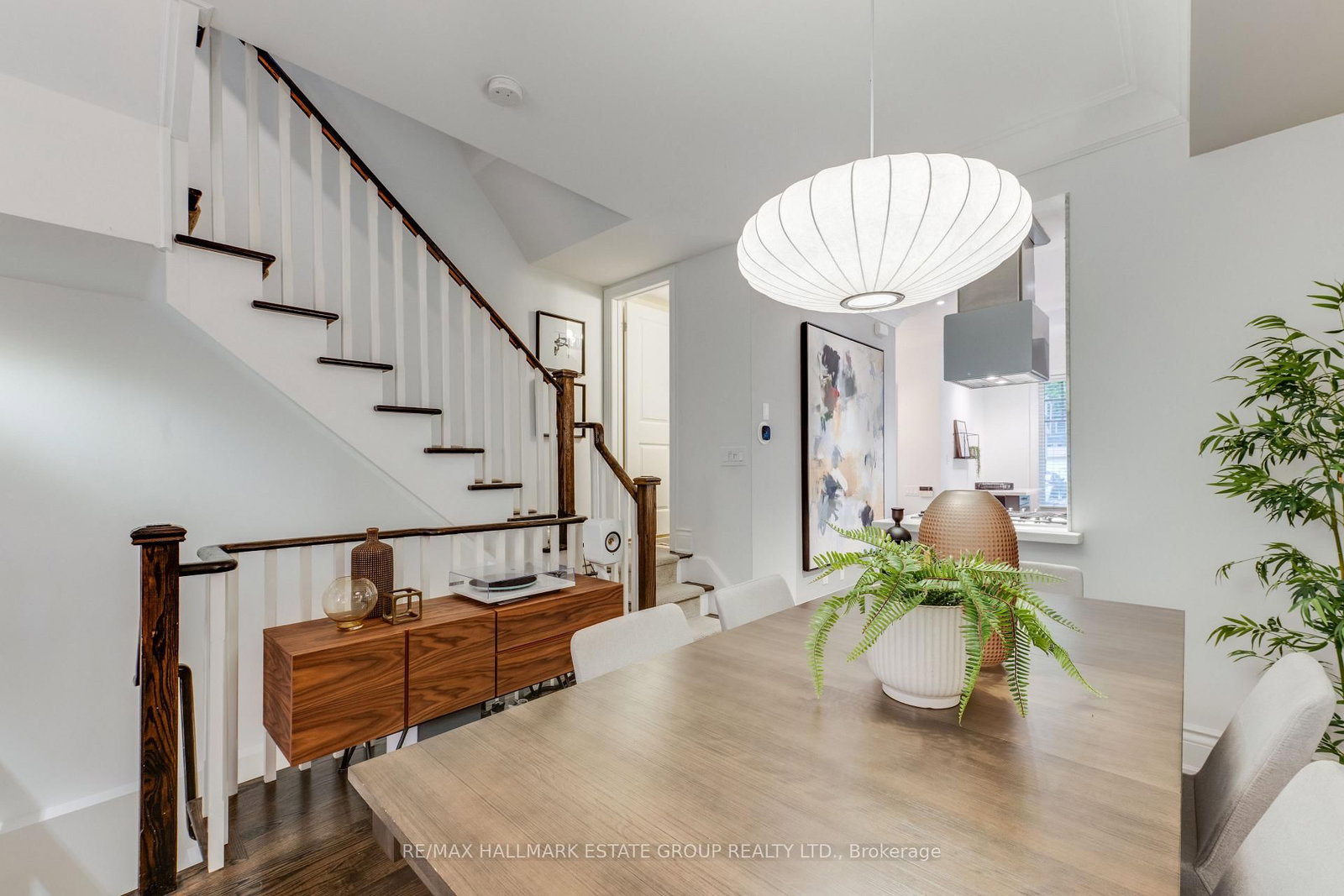 6B Scarborough Road • Toronto, ON photo 11