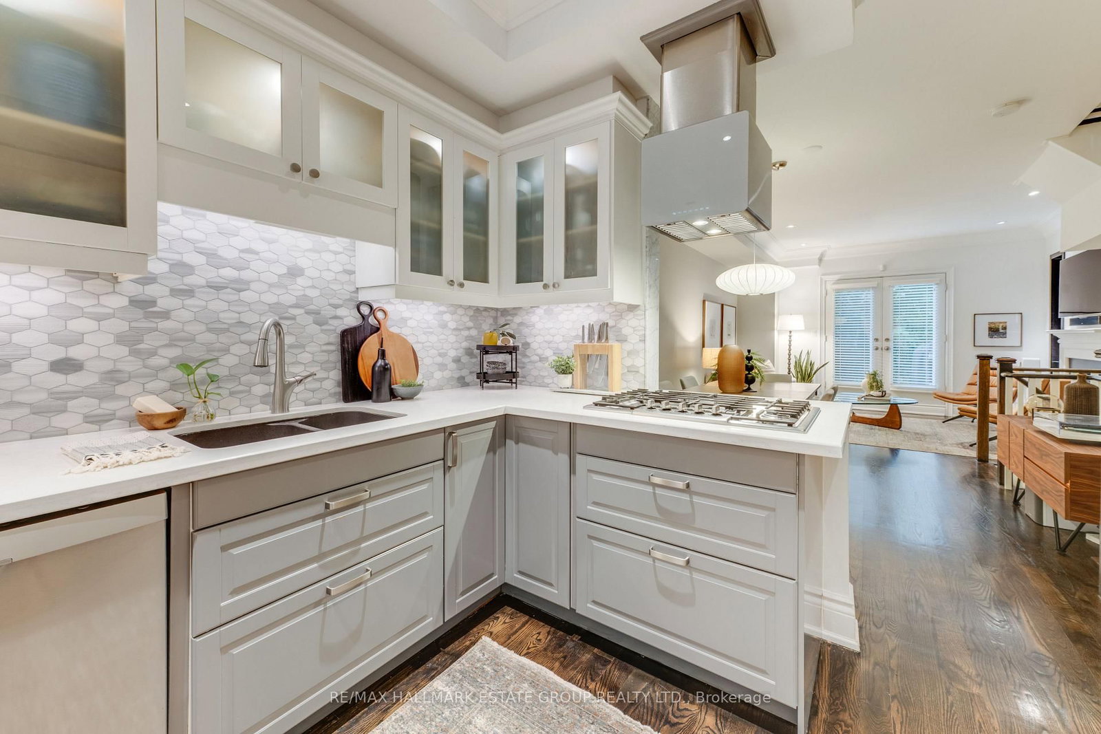 6B Scarborough Road • Toronto, ON photo 5