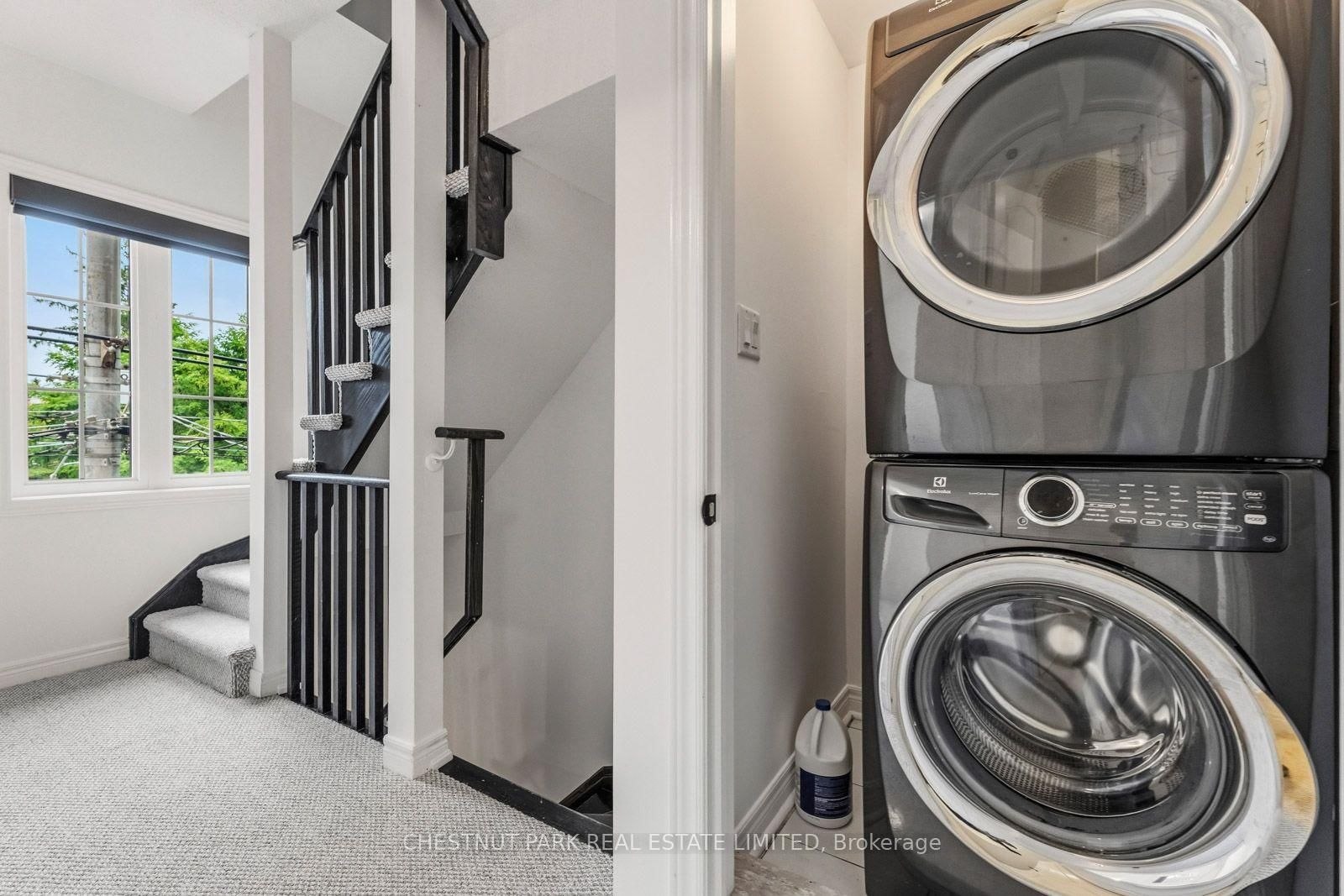 1437 Queen Street E • Toronto, ON photo 18