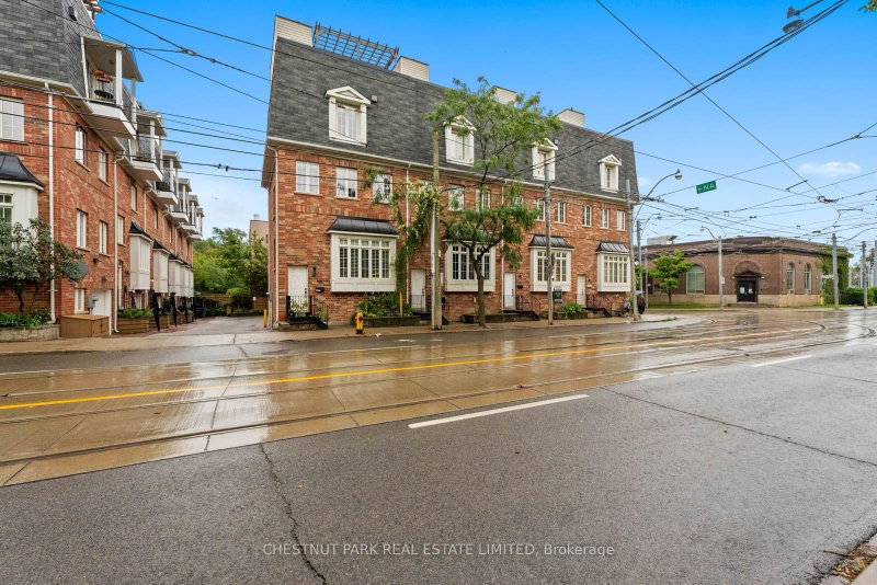 1437 Queen Street E
