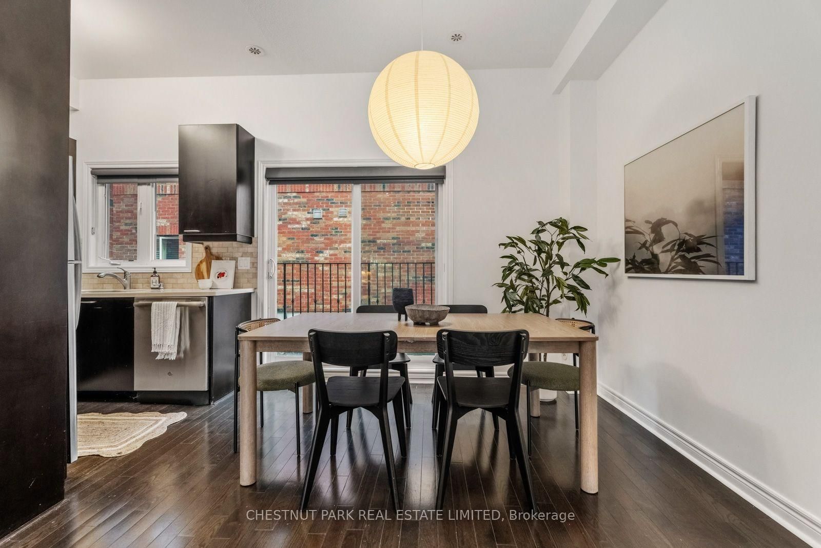 1437 Queen Street E • Toronto, ON photo 9