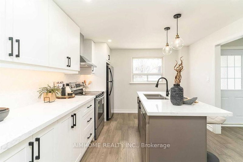 46 Ardgowan Crescent