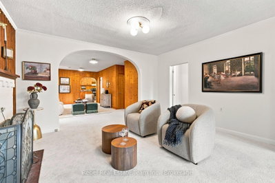 888-890 Liverpool Road • Pickering, ON photo 6