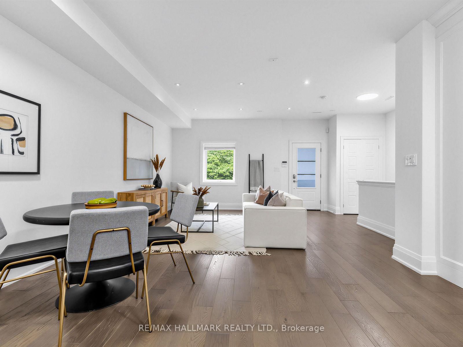 4 Woodville Avenue • Toronto, ON photo 11