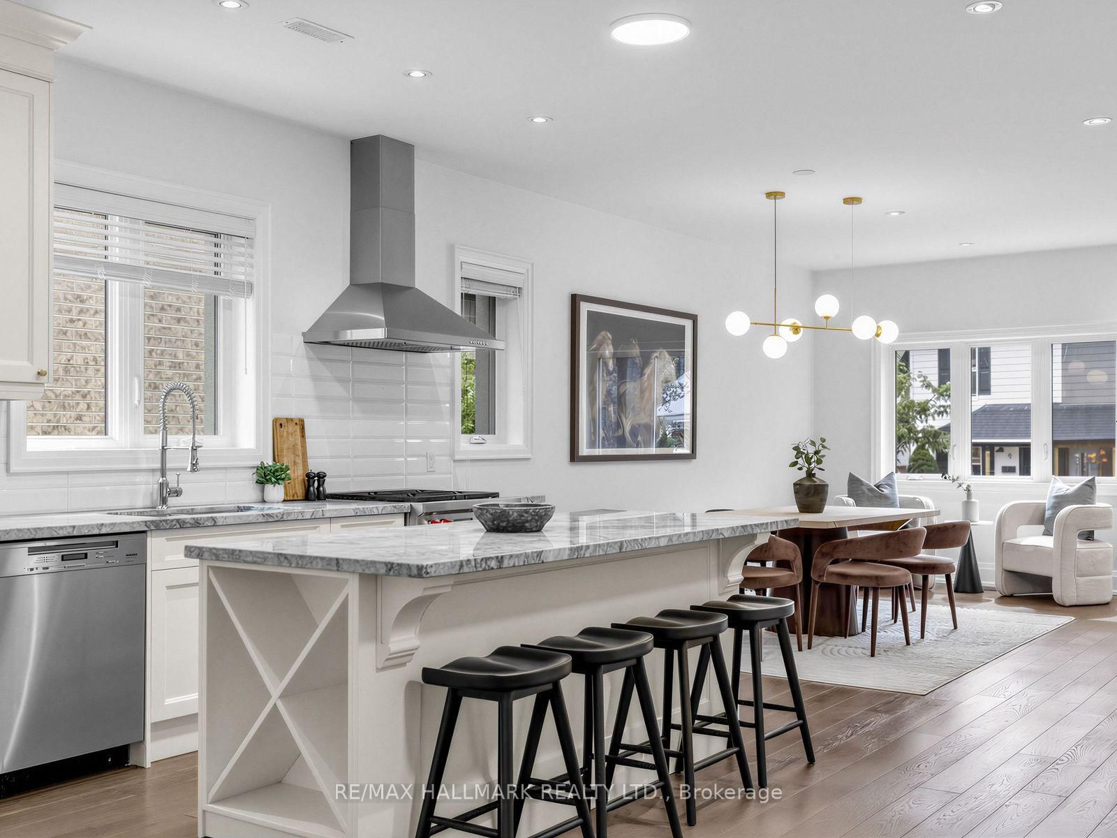 4 Woodville Avenue • Toronto, ON photo 15