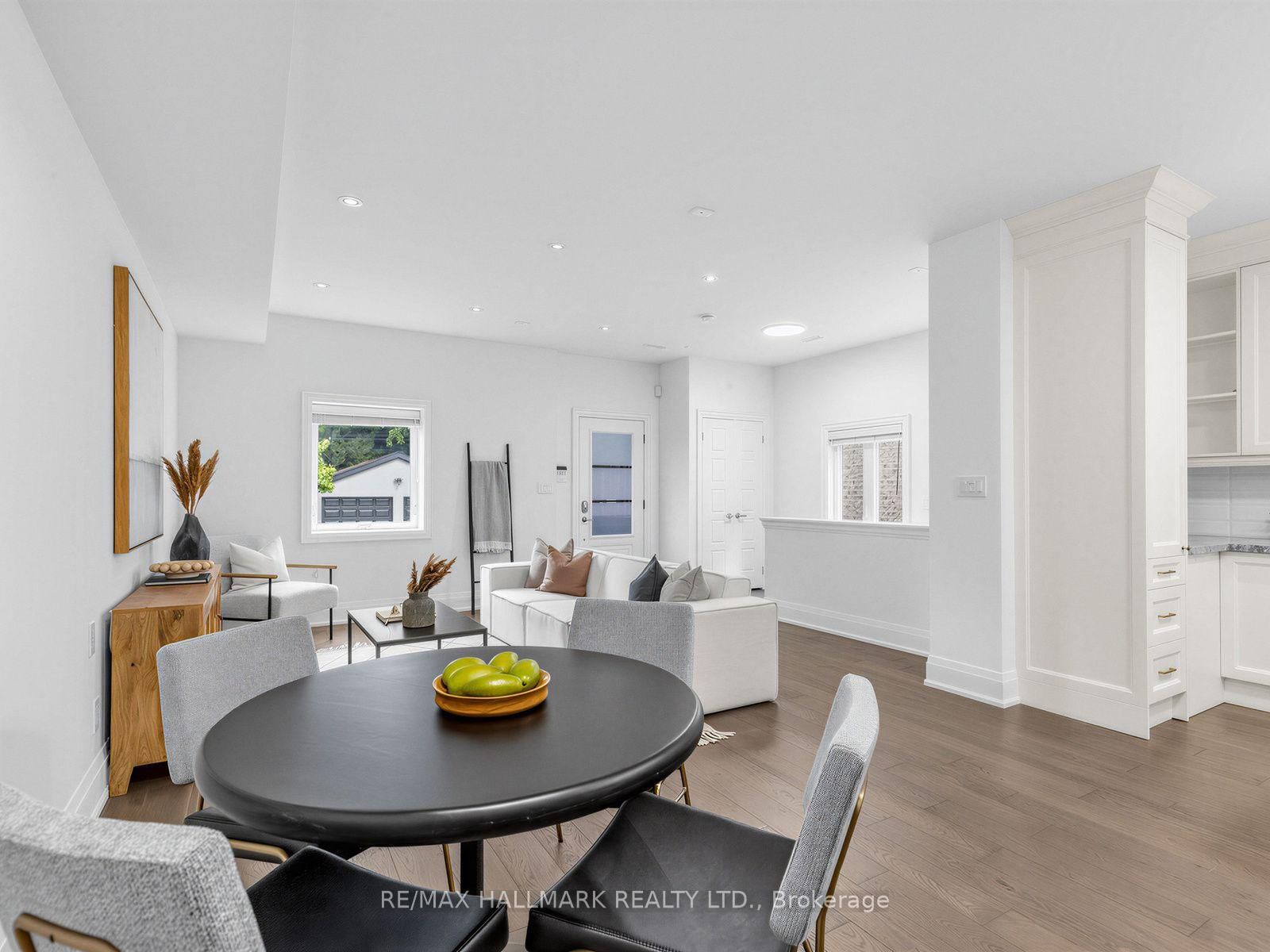4 Woodville Avenue • Toronto, ON photo 16