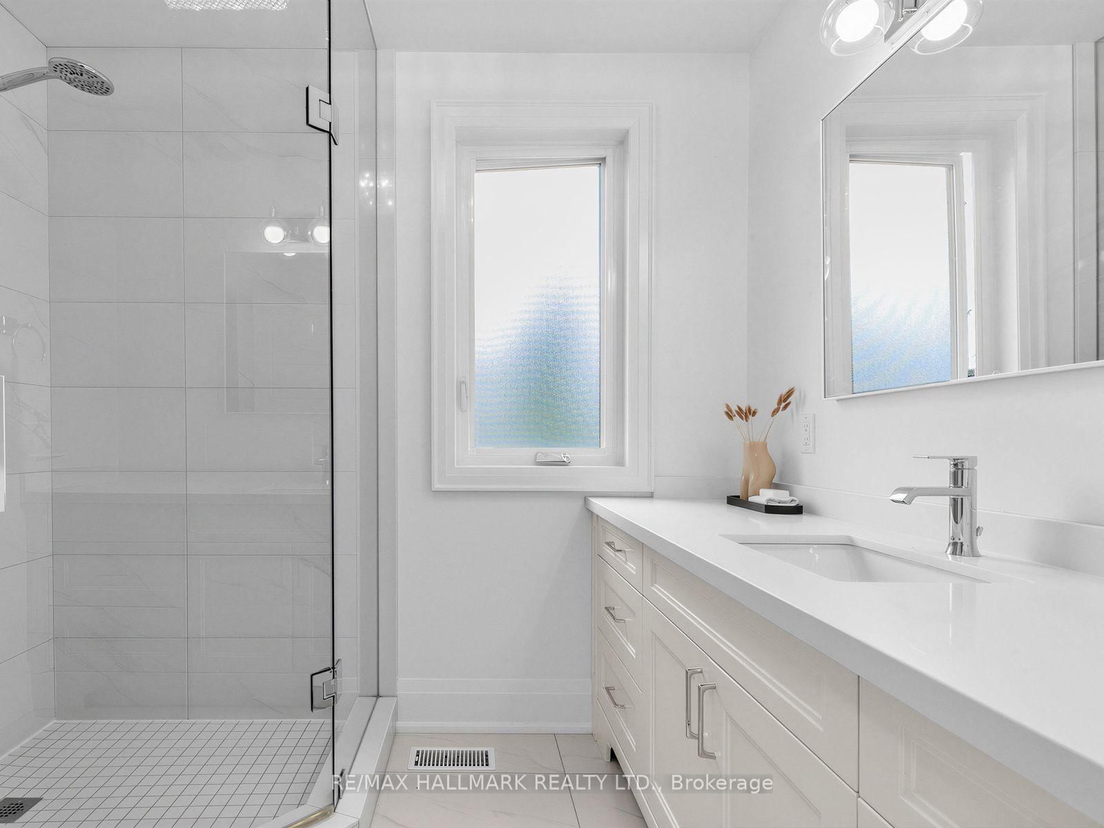 4 Woodville Avenue • Toronto, ON photo 29
