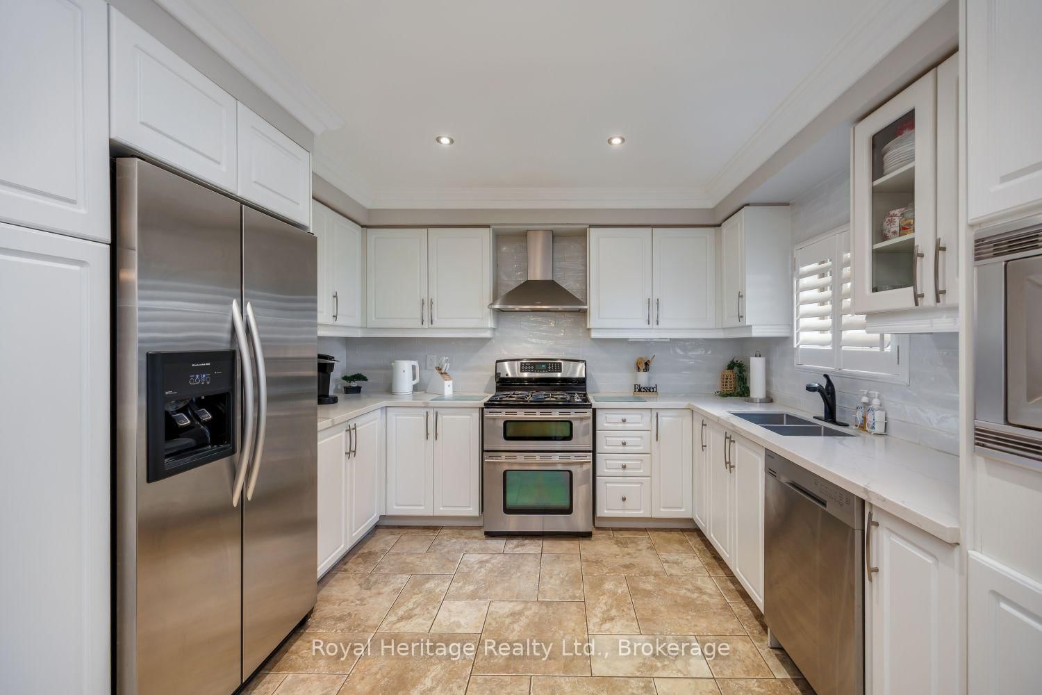 455 Ormond Drive • Oshawa, ON photo 13
