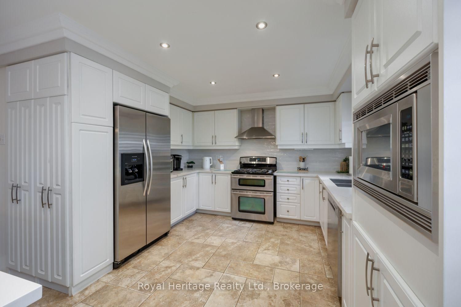 455 Ormond Drive • Oshawa, ON photo 14