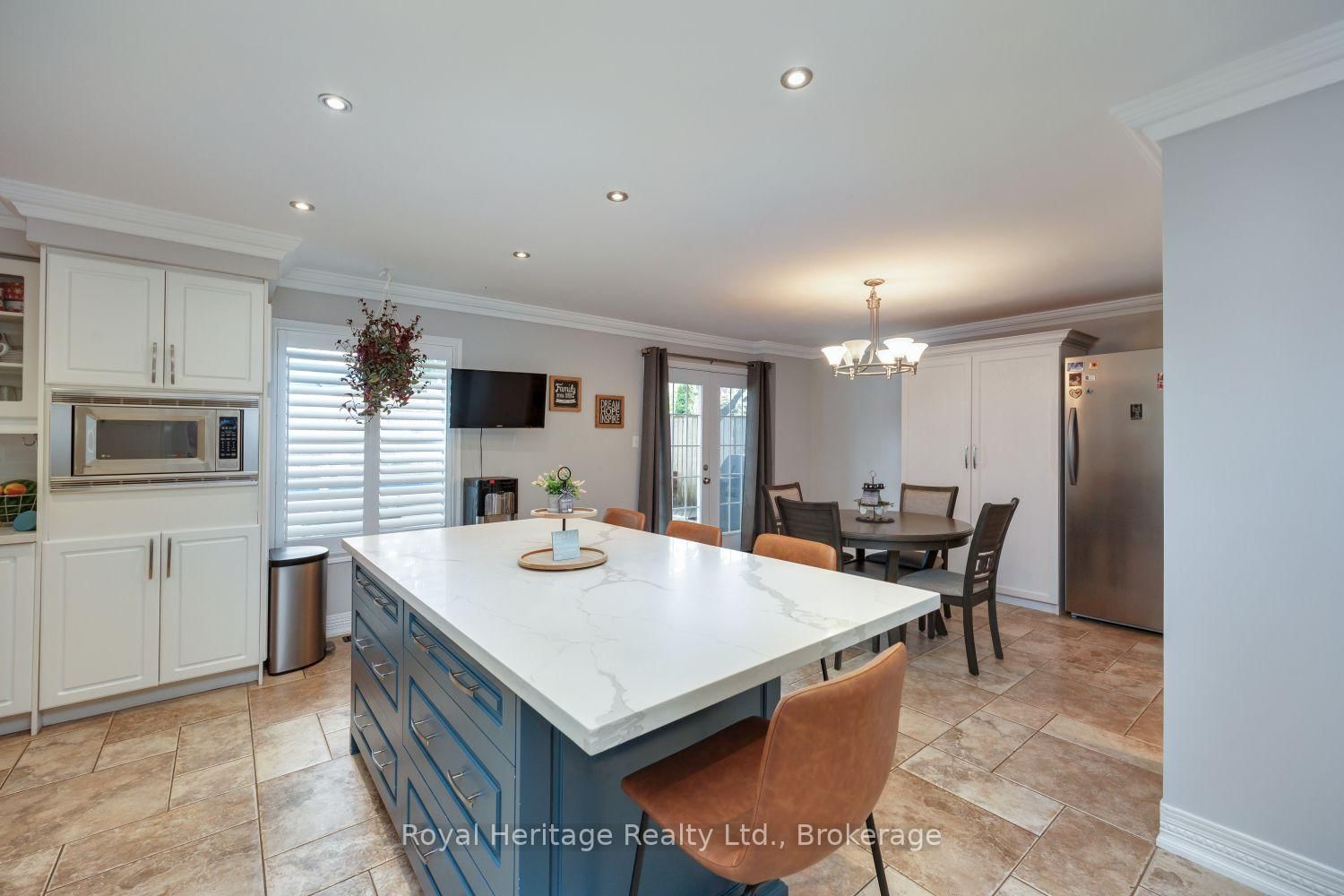 455 Ormond Drive • Oshawa, ON photo 16