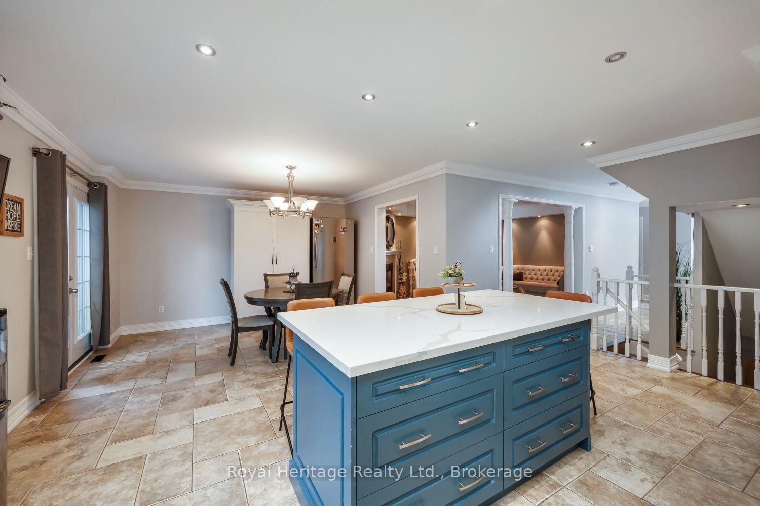 455 Ormond Drive • Oshawa, ON photo 17