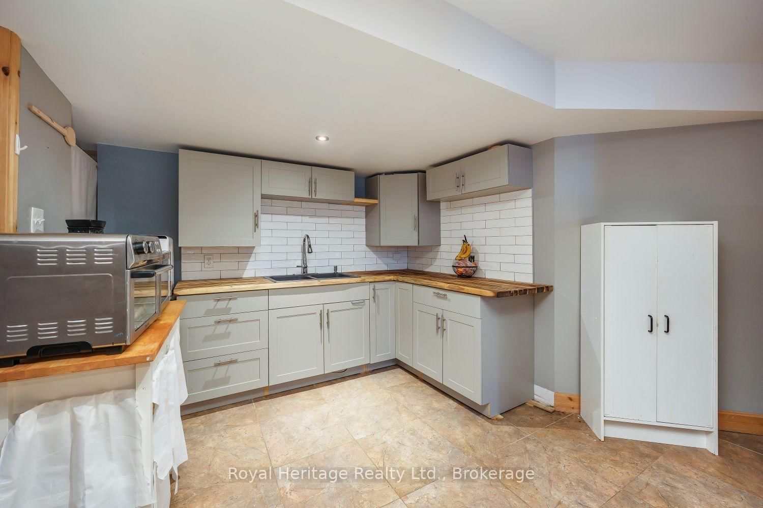 455 Ormond Drive • Oshawa, ON photo 36