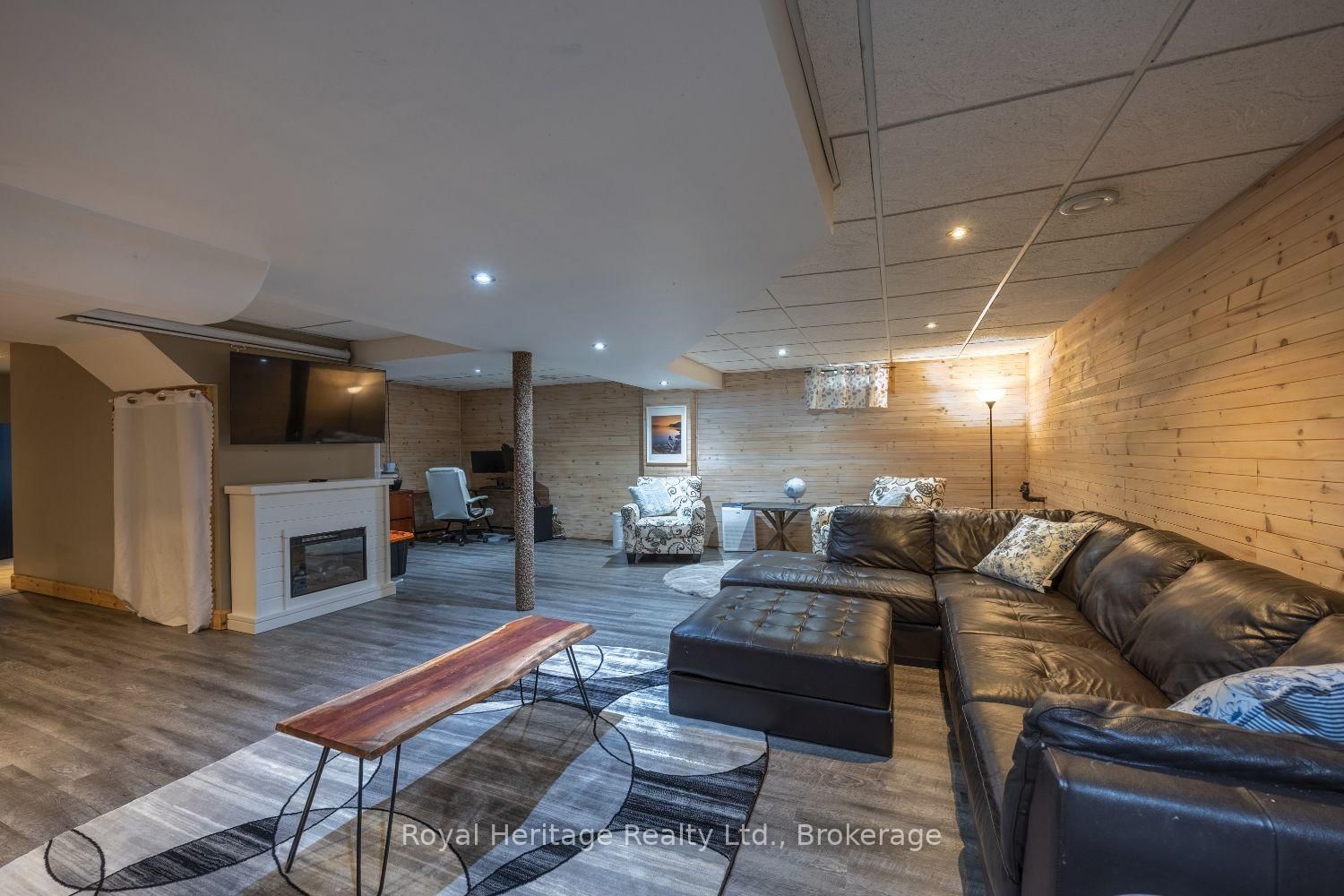 455 Ormond Drive • Oshawa, ON photo 37