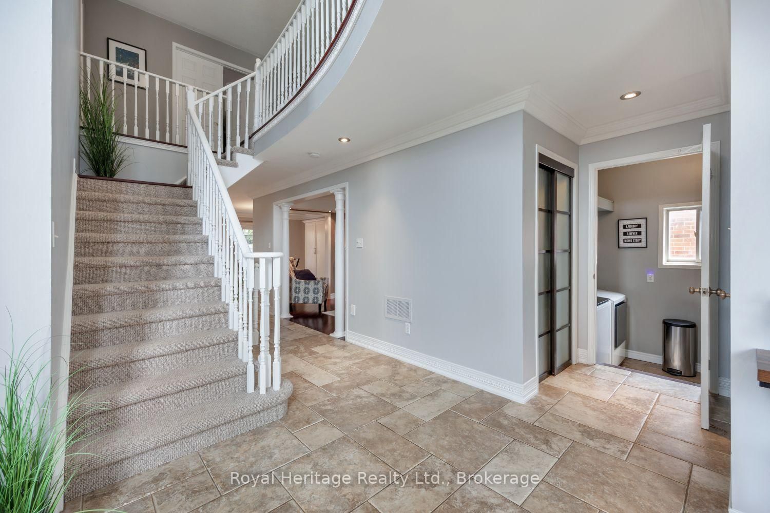 455 Ormond Drive • Oshawa, ON photo 8