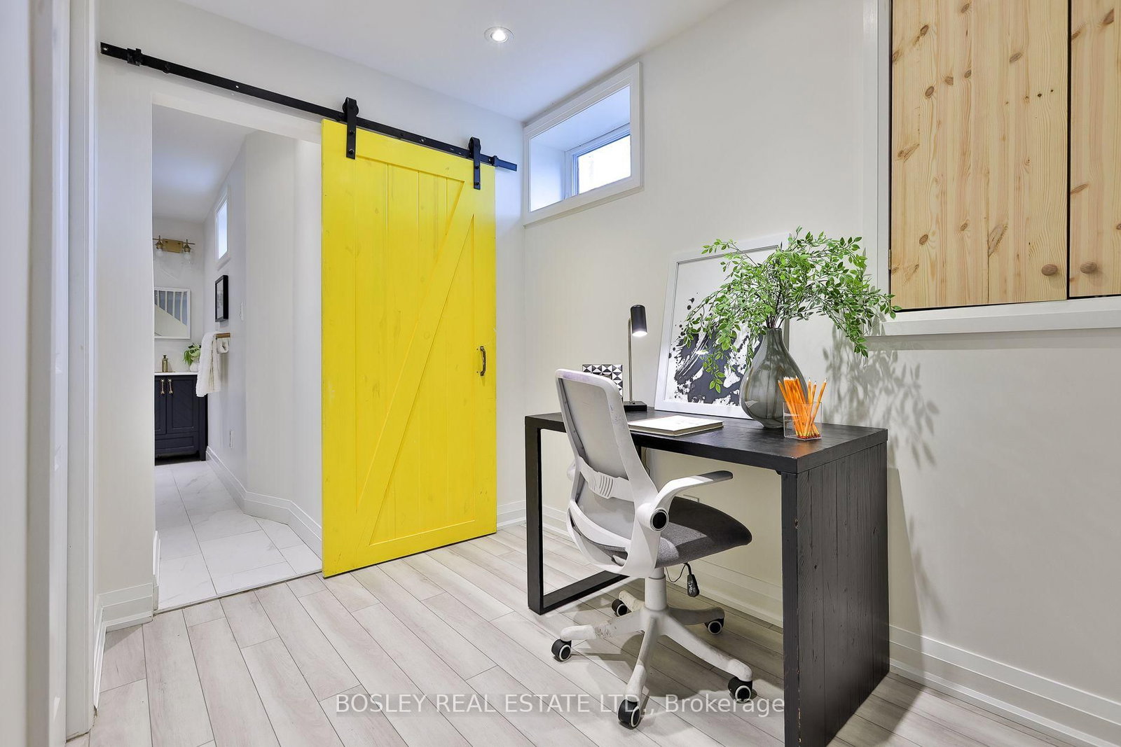 32 Mountalan Avenue • Toronto, ON photo 35