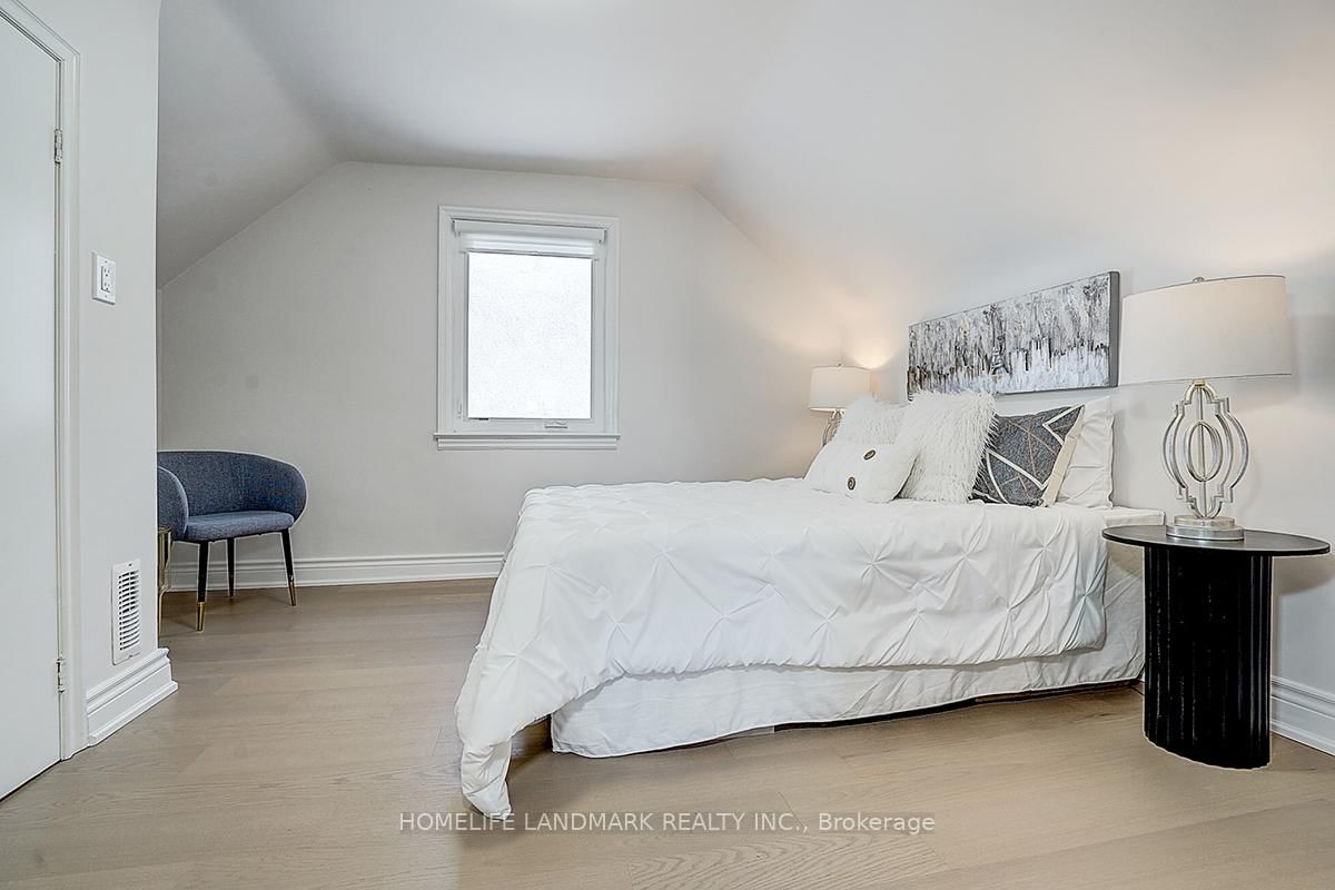 572 Pharmacy Avenue • Toronto, ON photo 15