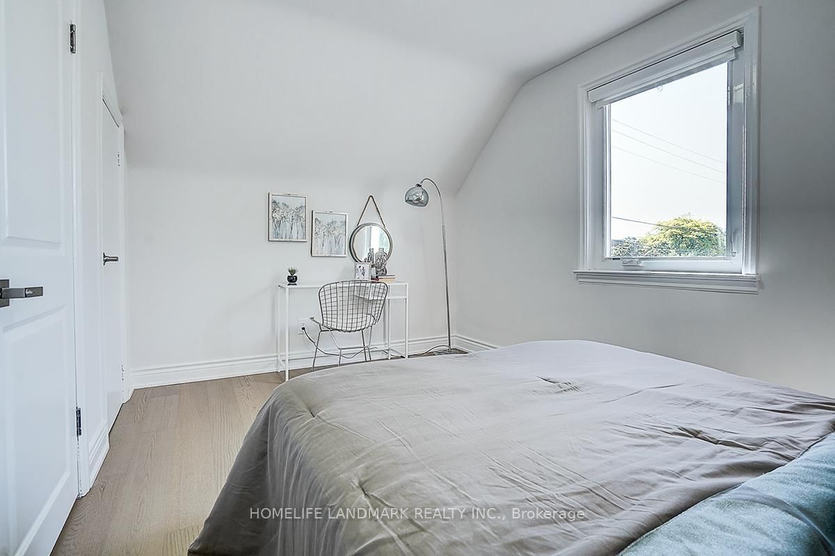 572 Pharmacy Avenue • Toronto, ON photo 20