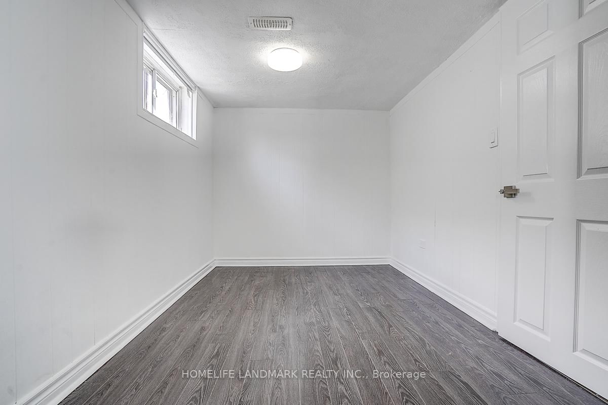 572 Pharmacy Avenue • Toronto, ON photo 27