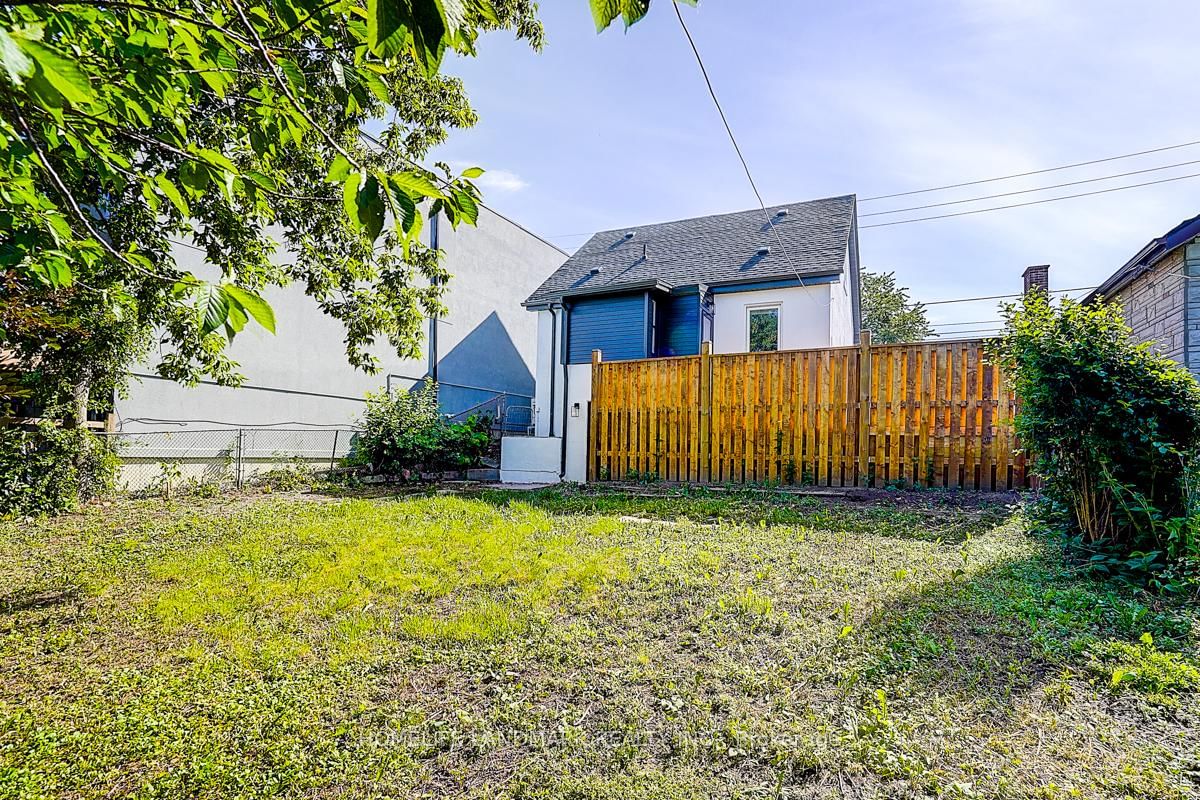 572 Pharmacy Avenue • Toronto, ON photo 32