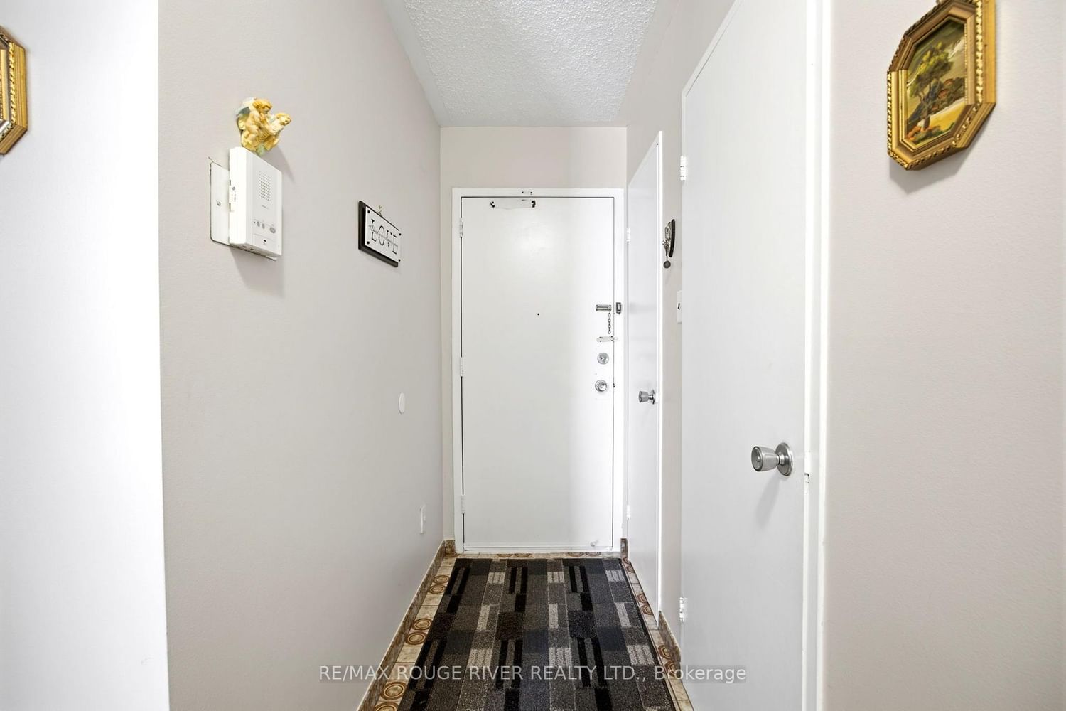 895 Kennedy Road • #406 • Toronto, ON photo 4