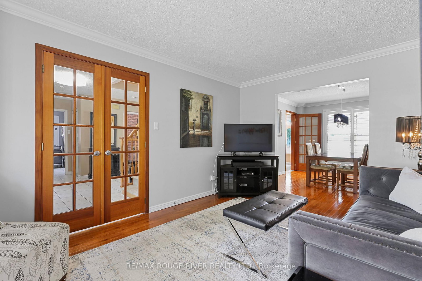 11 Canmore Boulevard • Toronto, ON photo 14