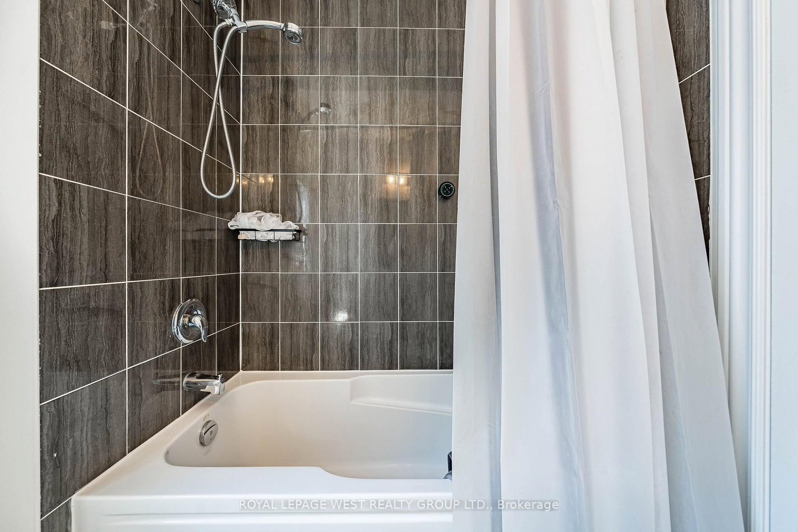 1278 Aquarius Trail • Pickering, ON photo 14