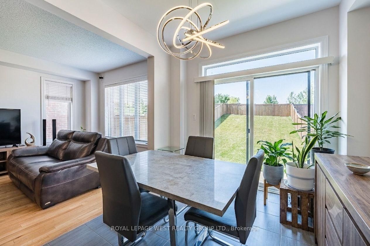 1278 Aquarius Trail • Pickering, ON photo 4