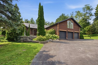 64 Woodbridge Circle • Scugog, ON photo 2