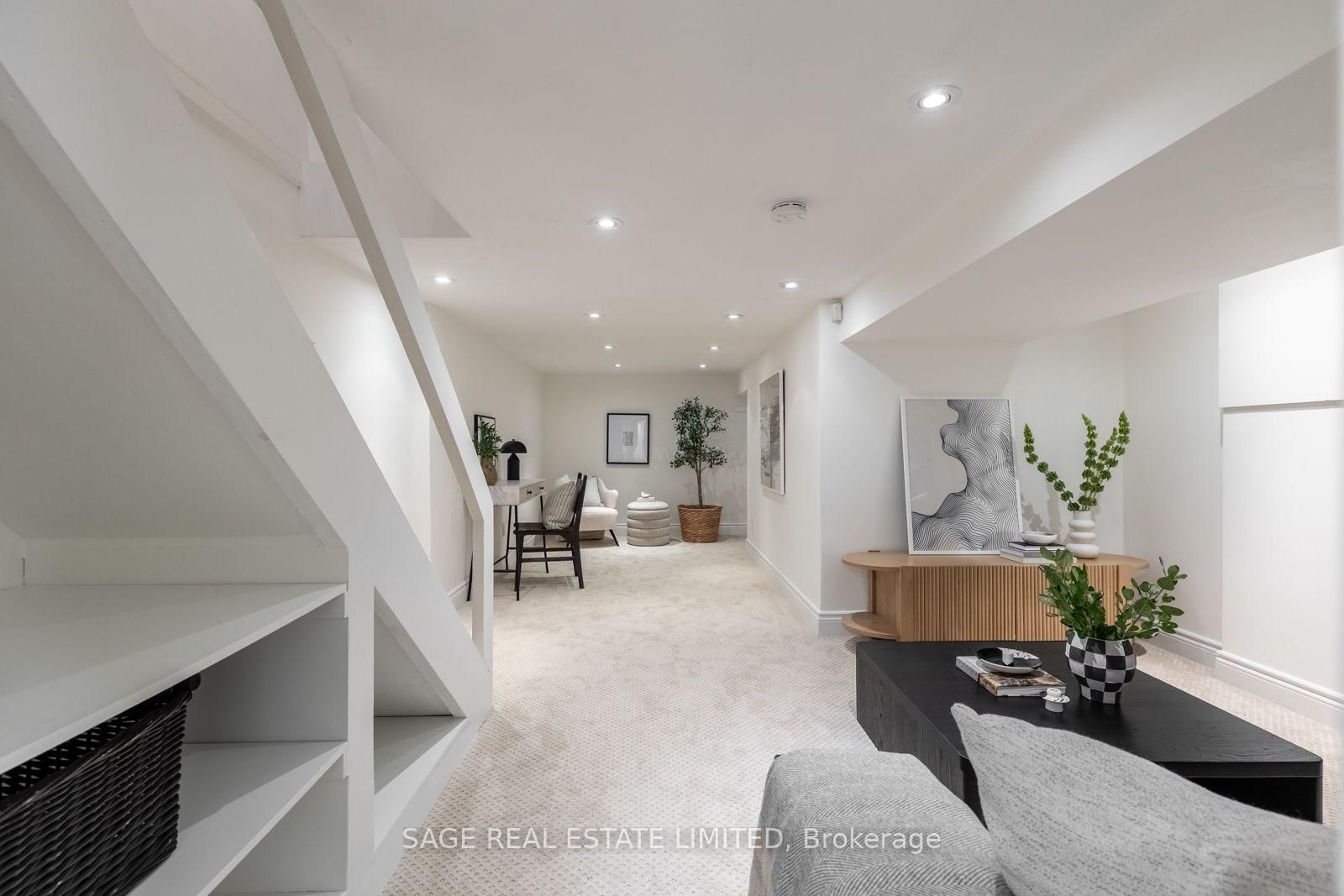 11 Bertmount Avenue • Toronto, ON photo 27