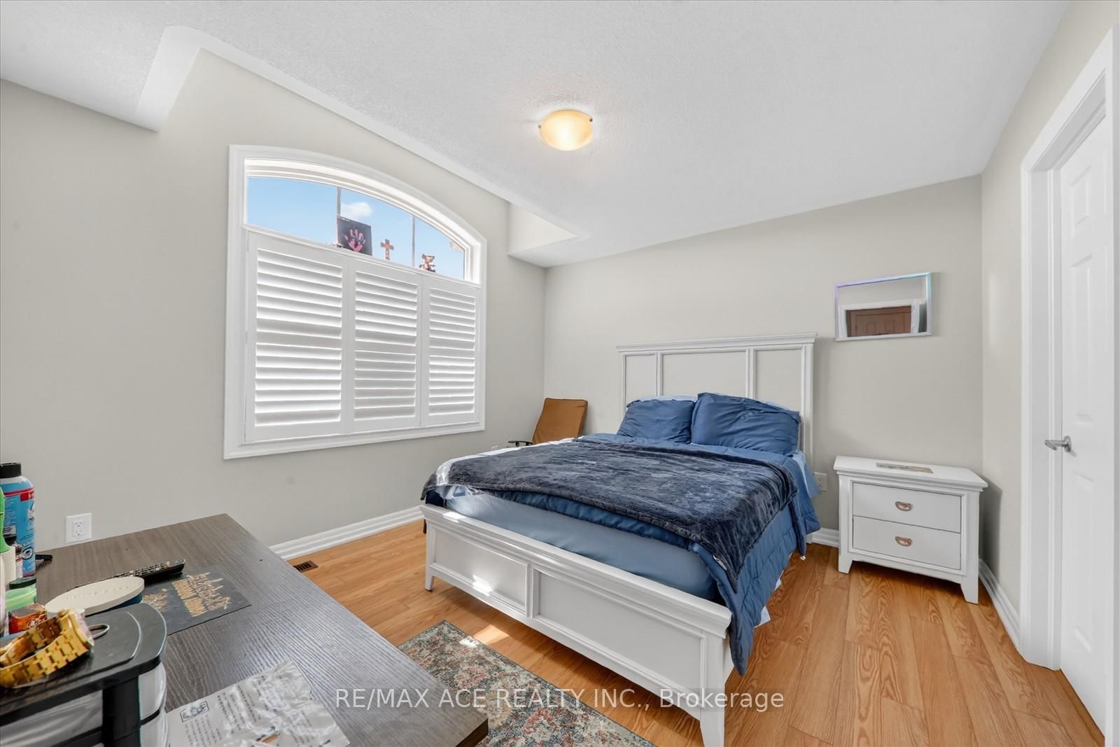 218 Flood Avenue • Clarington, ON photo 27