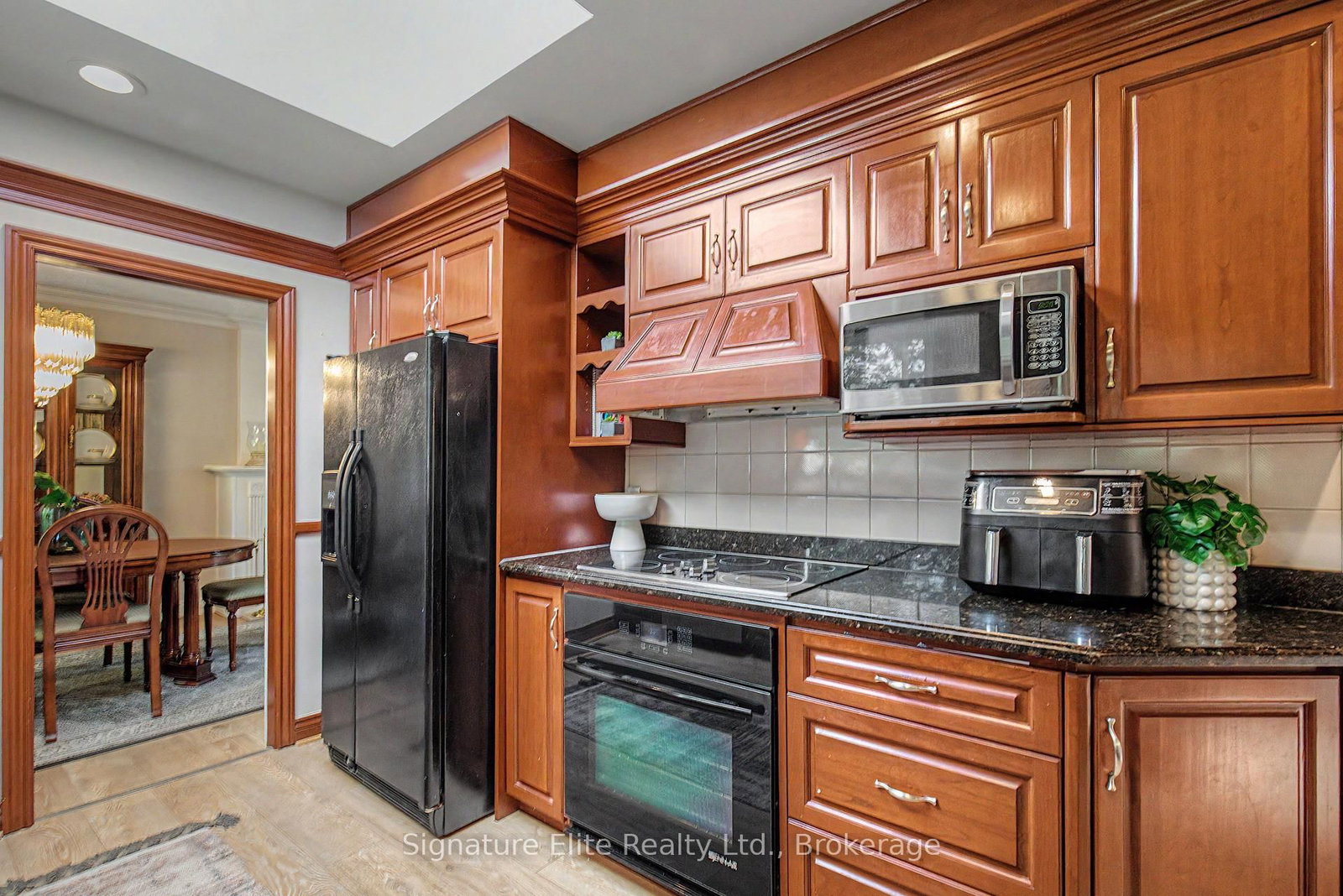 48 Toynbee Trail • Toronto, ON photo 14