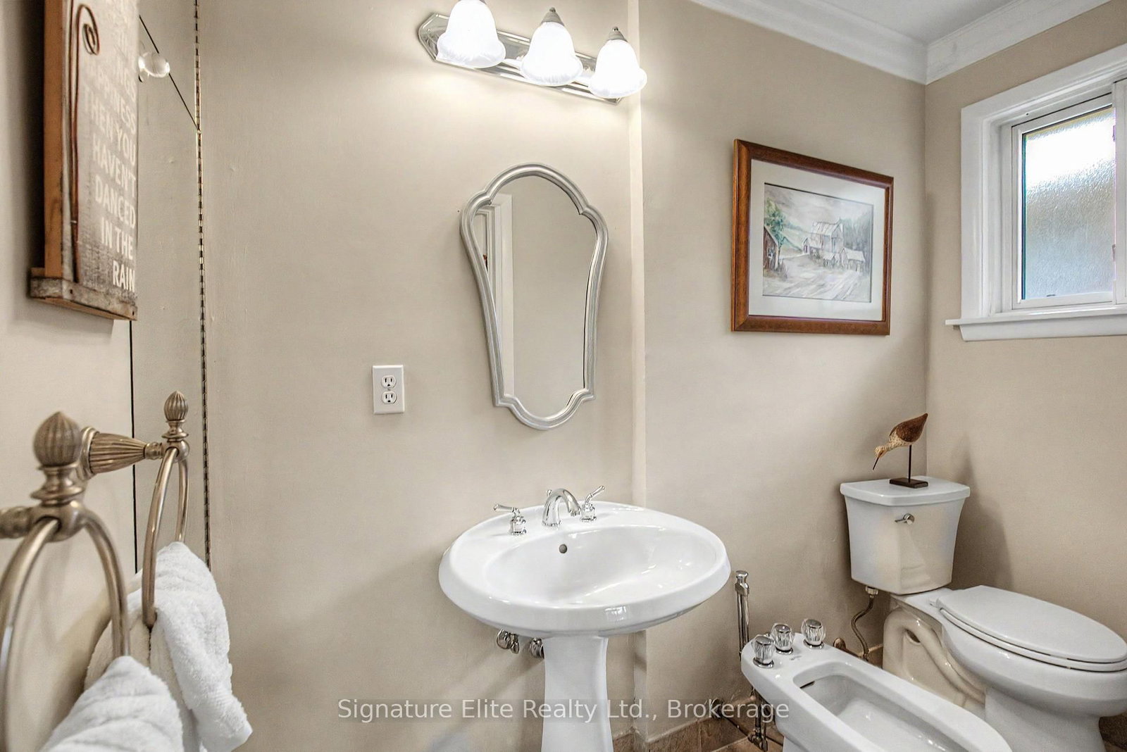 48 Toynbee Trail • Toronto, ON photo 22