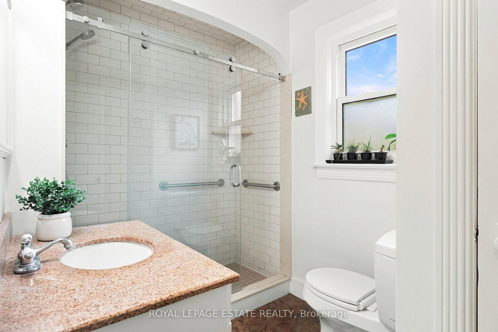 72 Manderley Drive • Toronto, ON photo 14