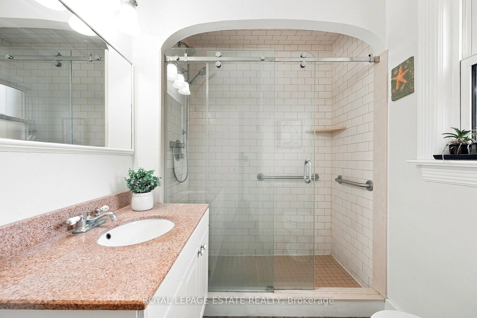 72 Manderley Drive • Toronto, ON photo 15