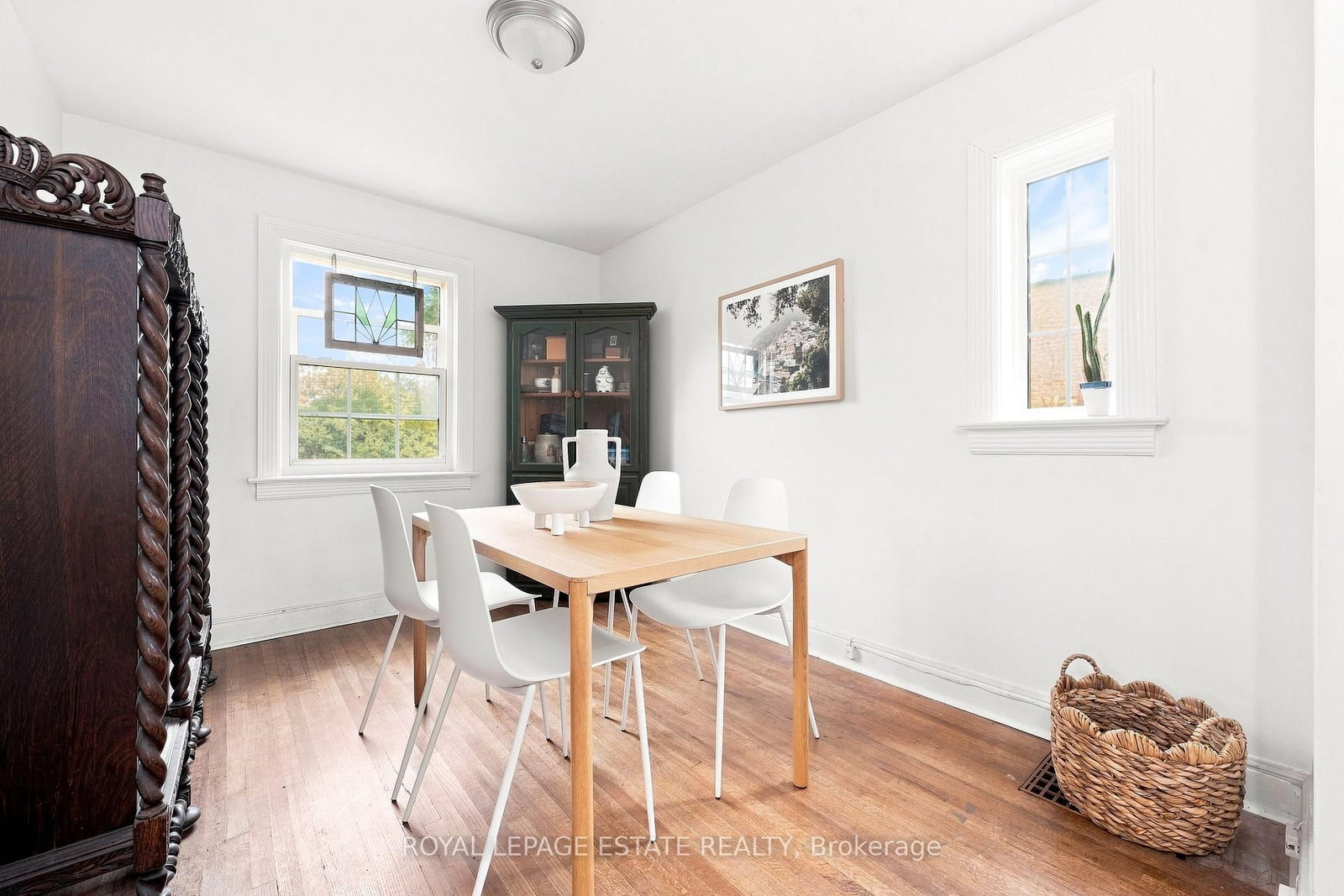 72 Manderley Drive • Toronto, ON photo 5