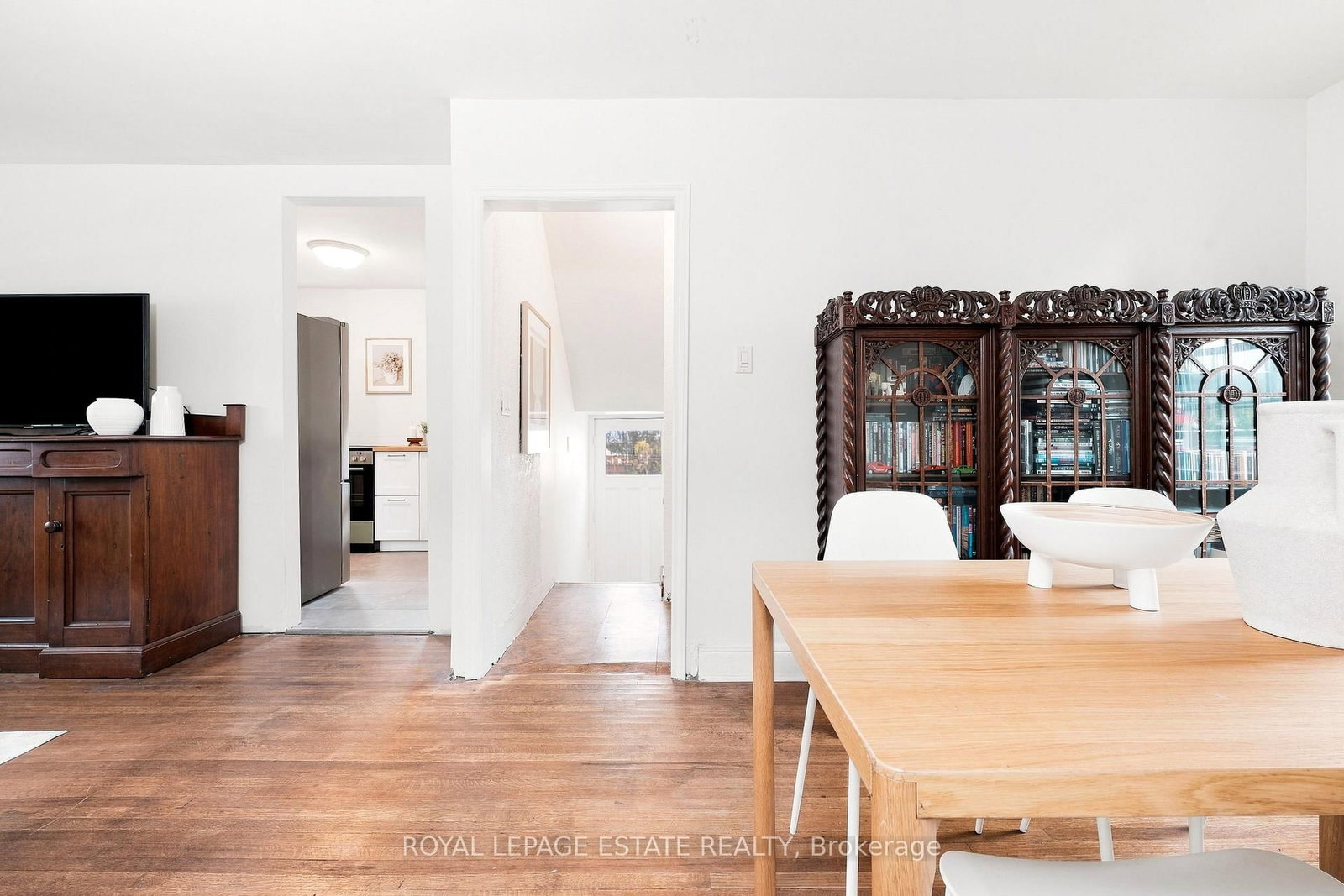 72 Manderley Drive • Toronto, ON photo 6