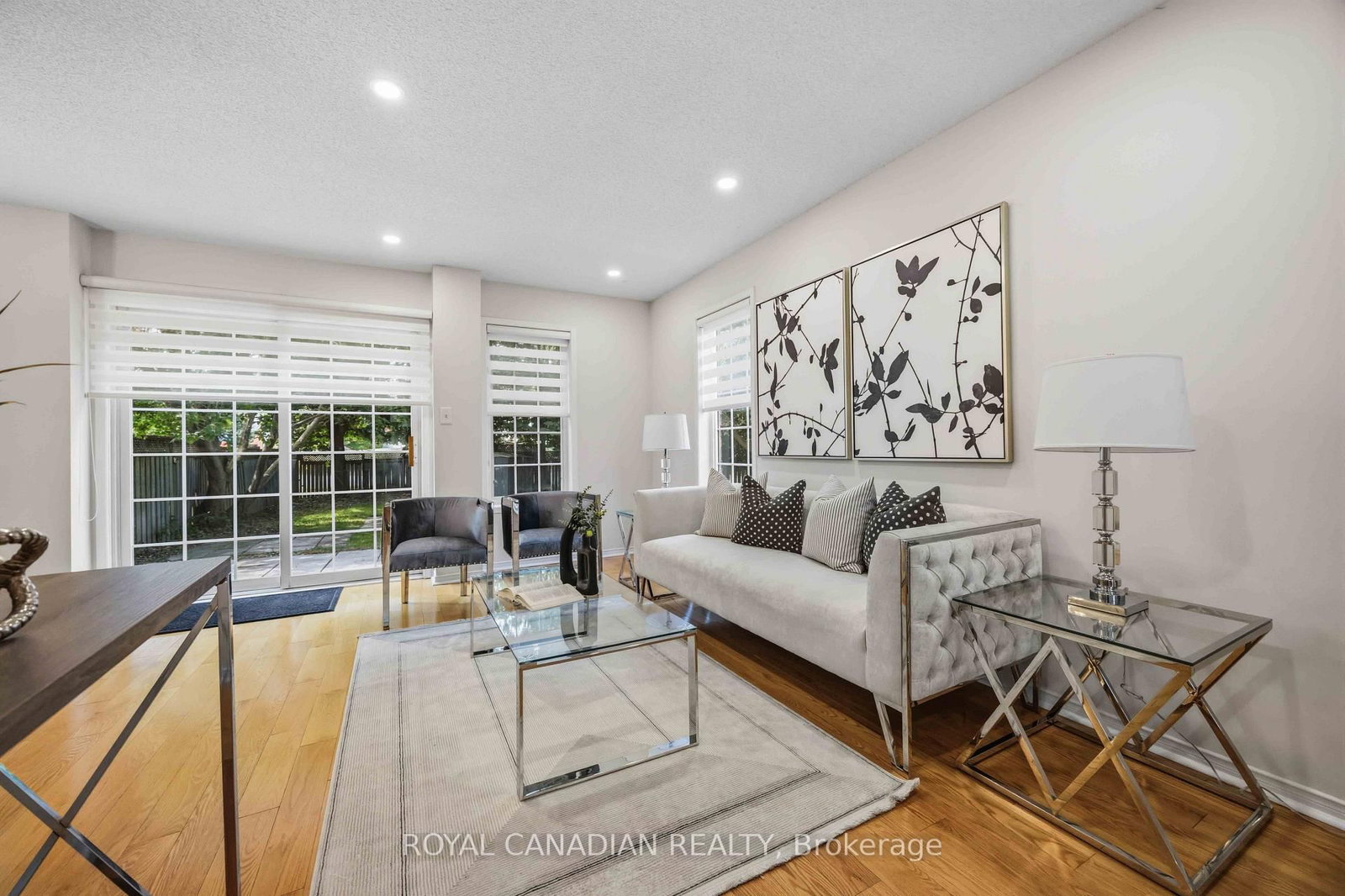 137 Stokely Cres, Whitby, view 11