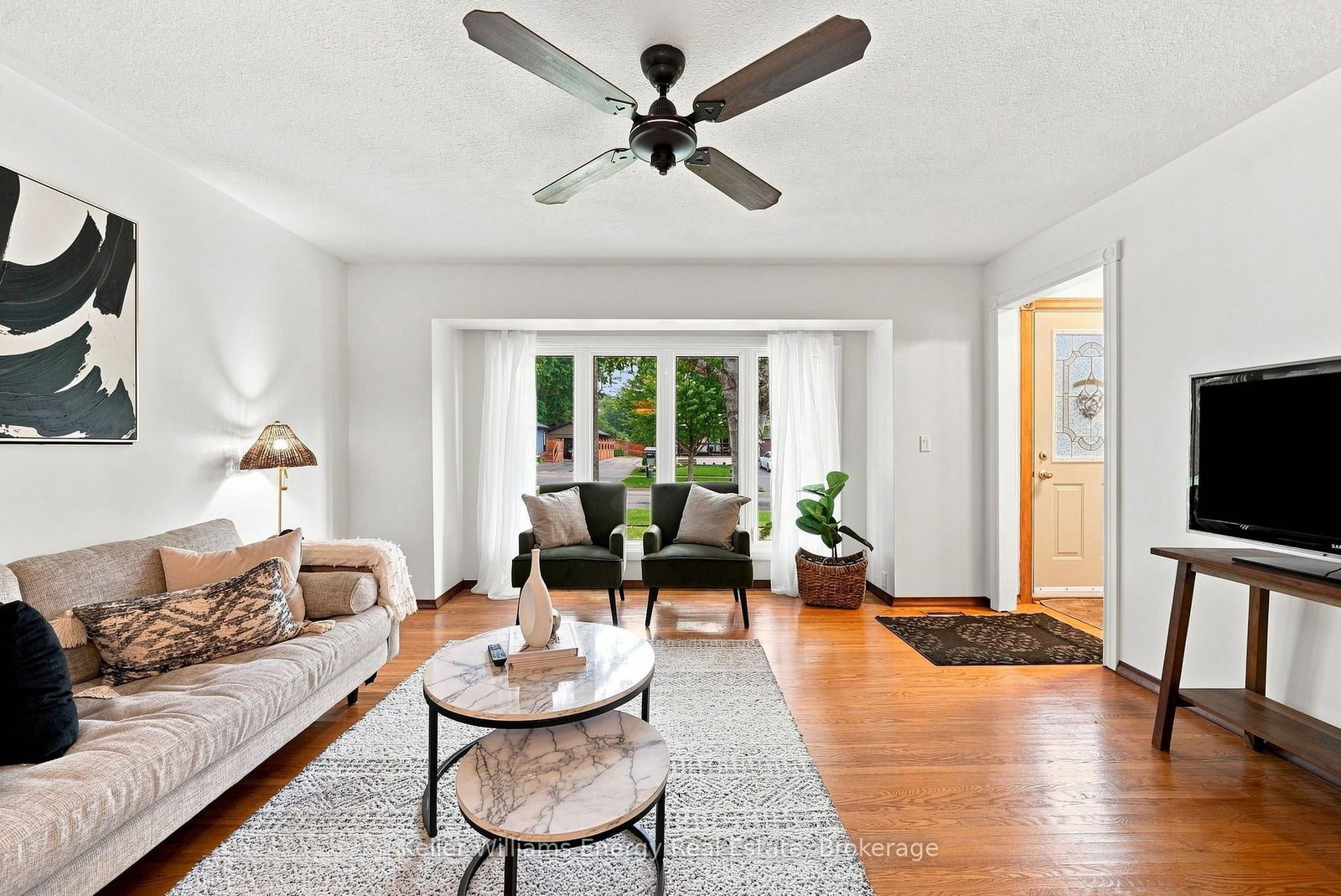 410 Grandview Street S • Oshawa, ON photo 11