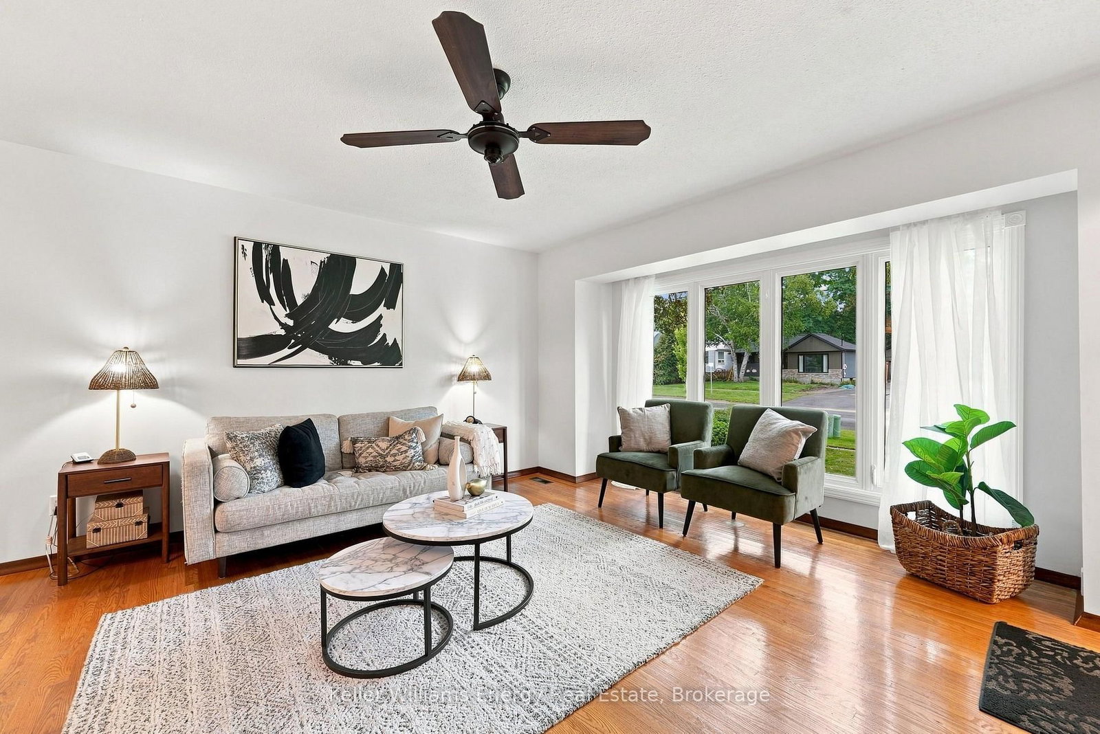 410 Grandview Street S • Oshawa, ON photo 13