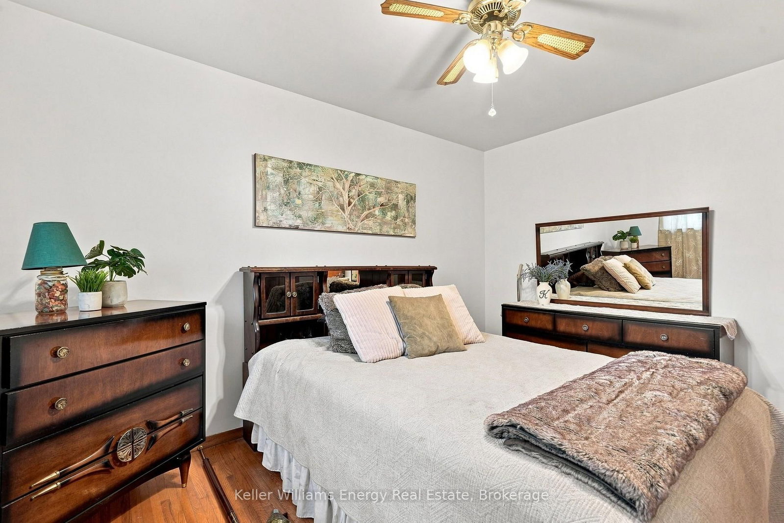 410 Grandview Street S • Oshawa, ON photo 19