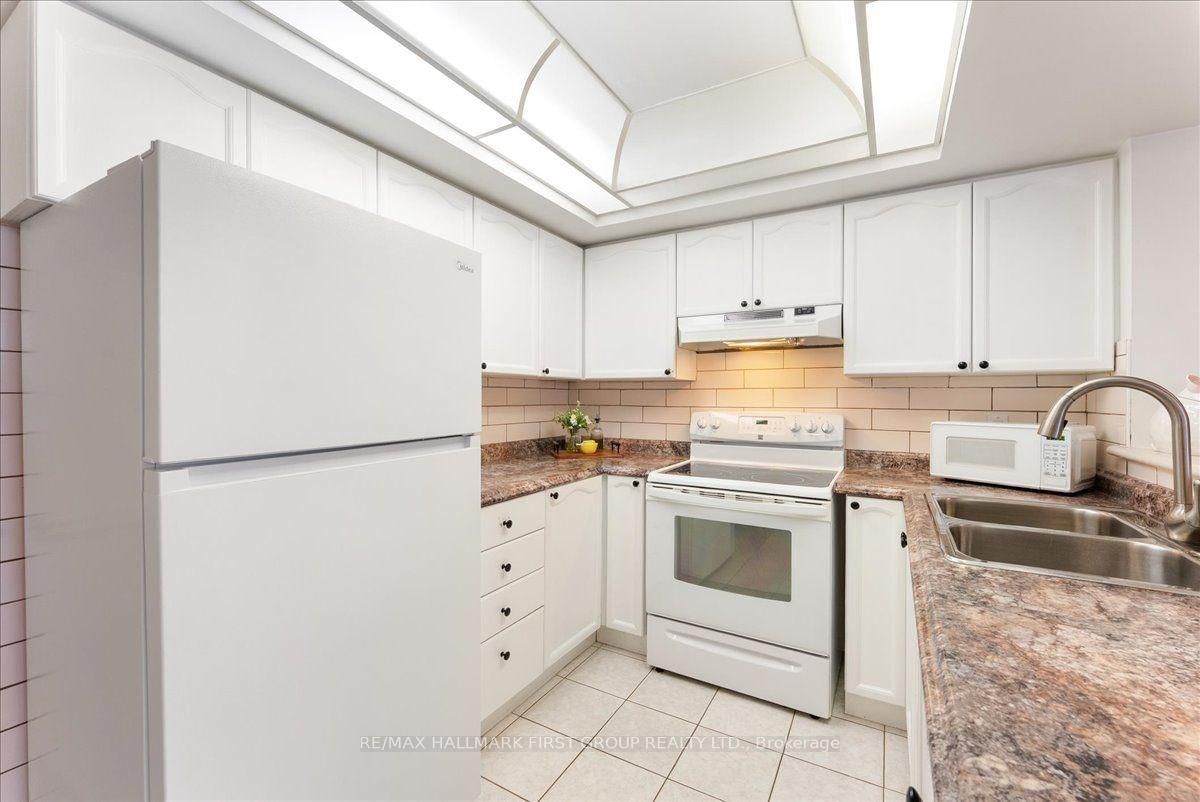 1400 The Esplanade N • #607 • Pickering, ON photo 11