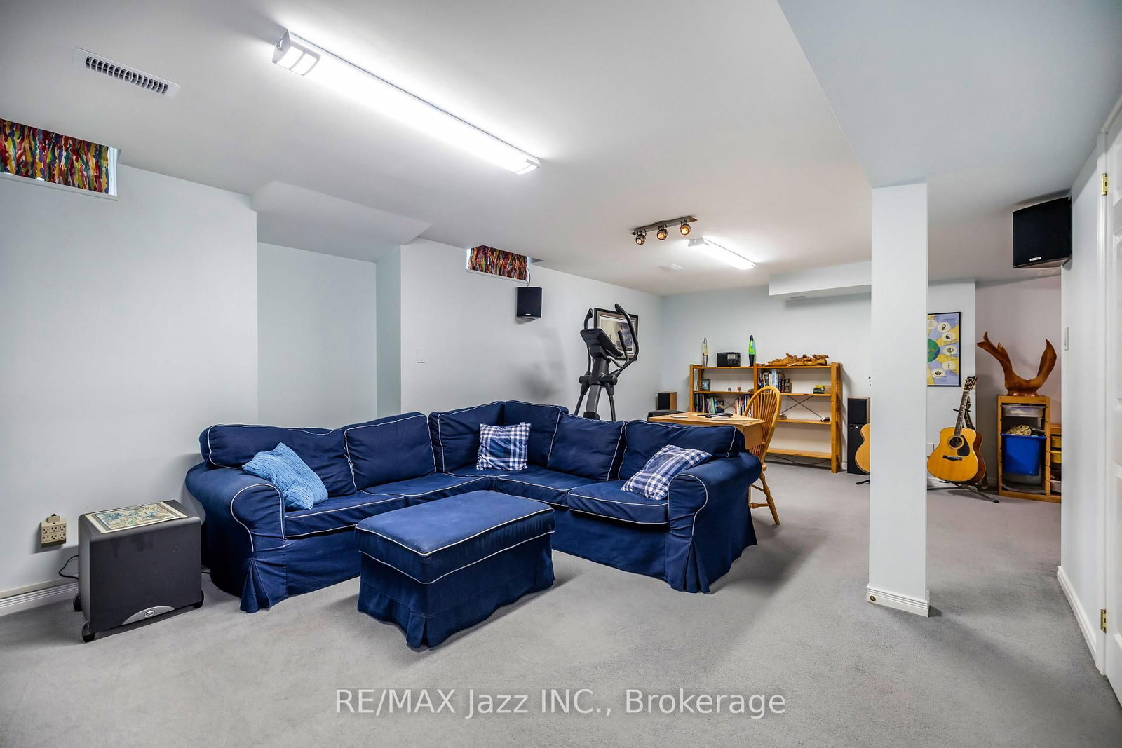 29 Valleycrest Drive • Clarington, ON photo 16