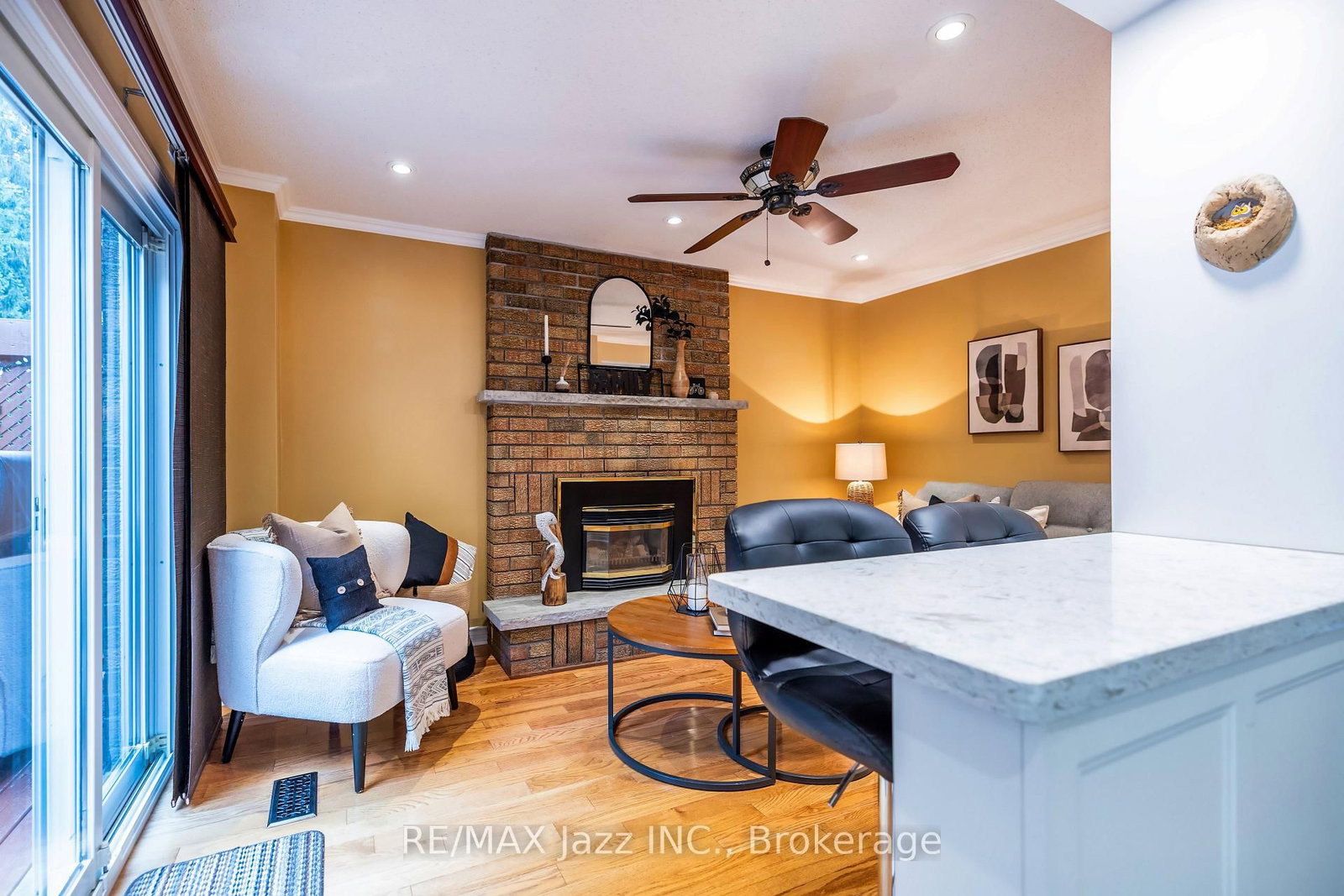29 Valleycrest Drive • Clarington, ON photo 5