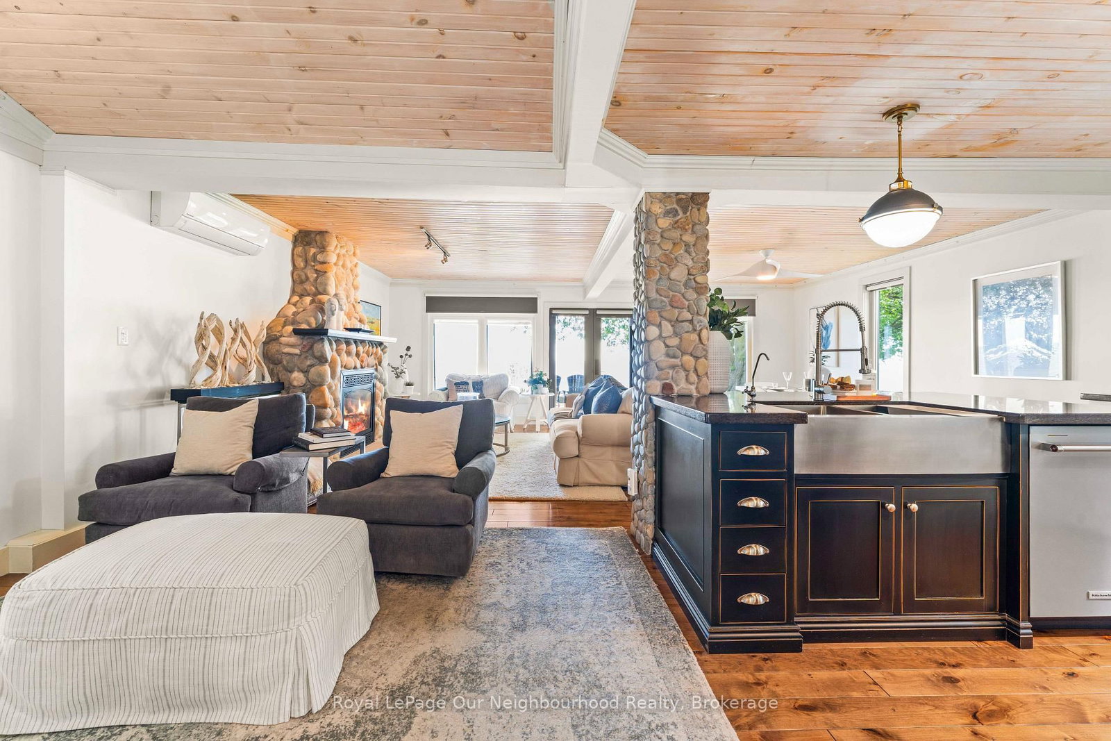 121 Cedar Crest Beach Road • Clarington, ON photo 12