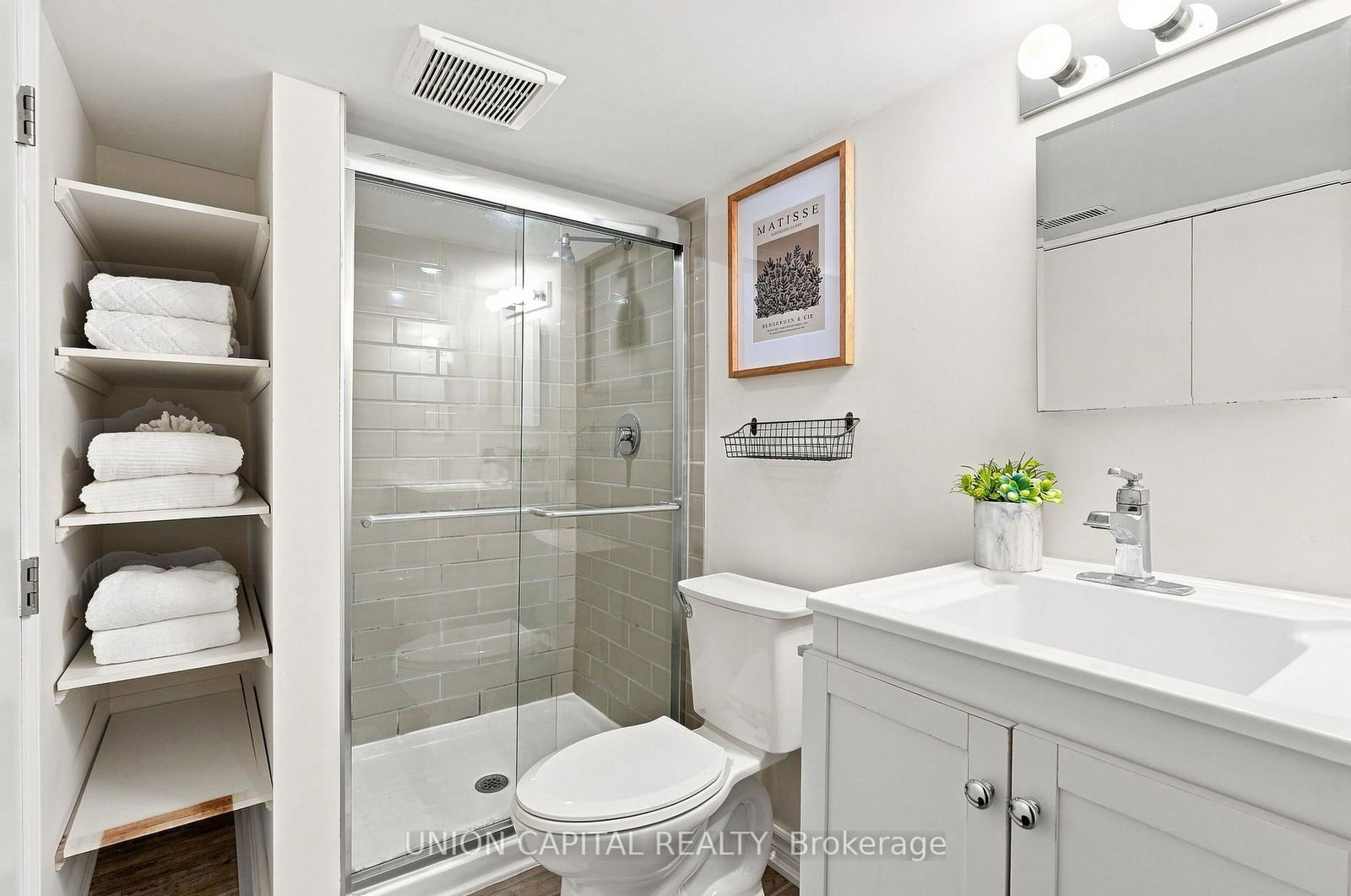 72 Robbins Avenue • Toronto, ON photo 22