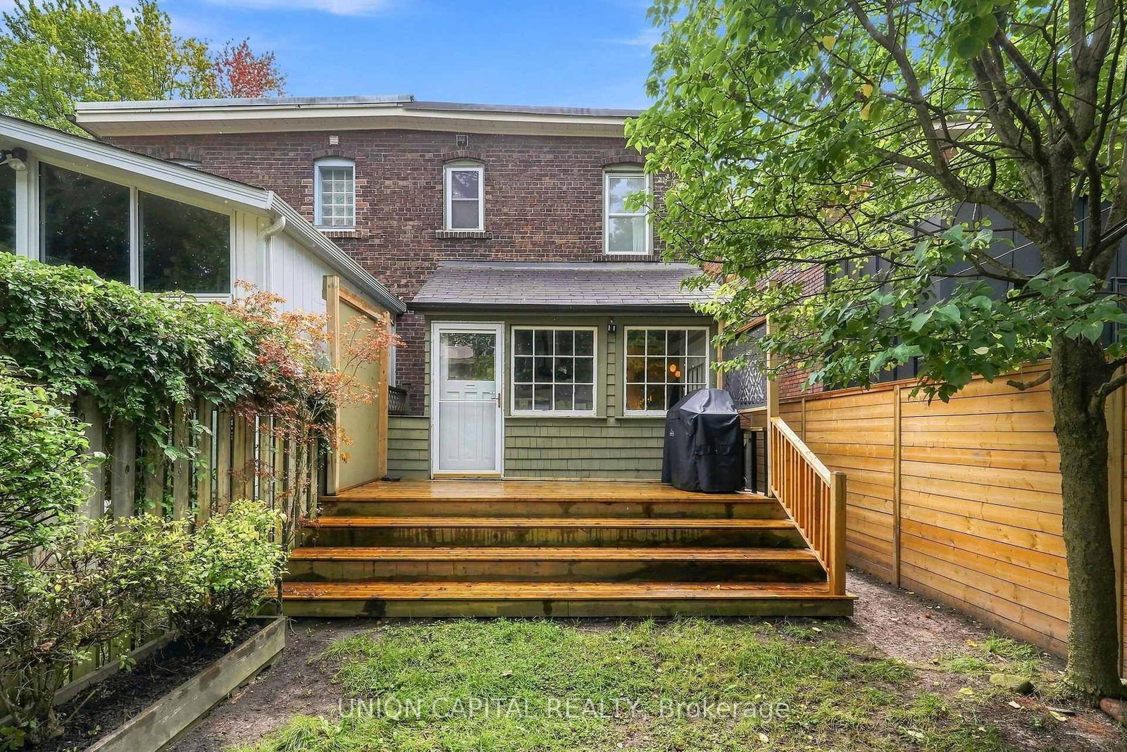 72 Robbins Avenue • Toronto, ON photo 24