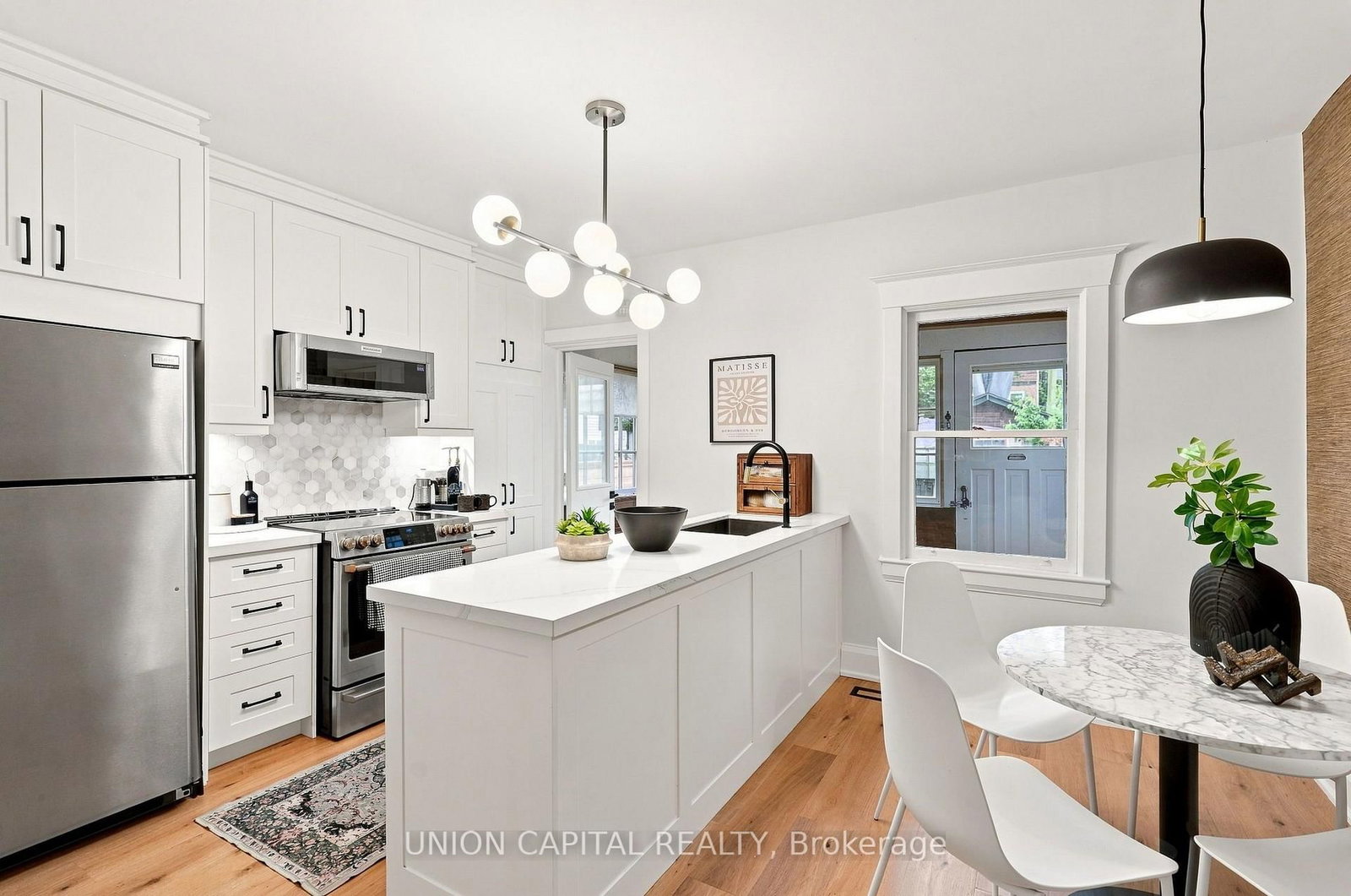 72 Robbins Avenue • Toronto, ON photo 8