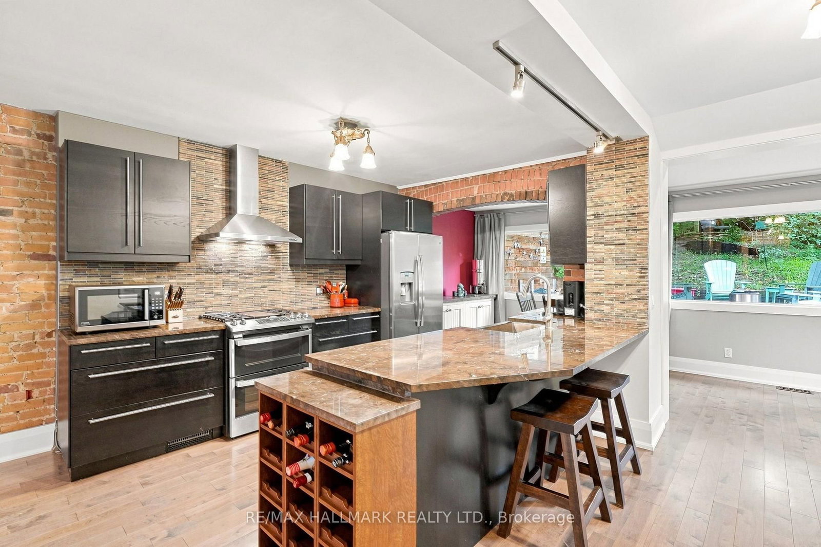 1 Glenmount Park Road • Toronto, ON photo 5