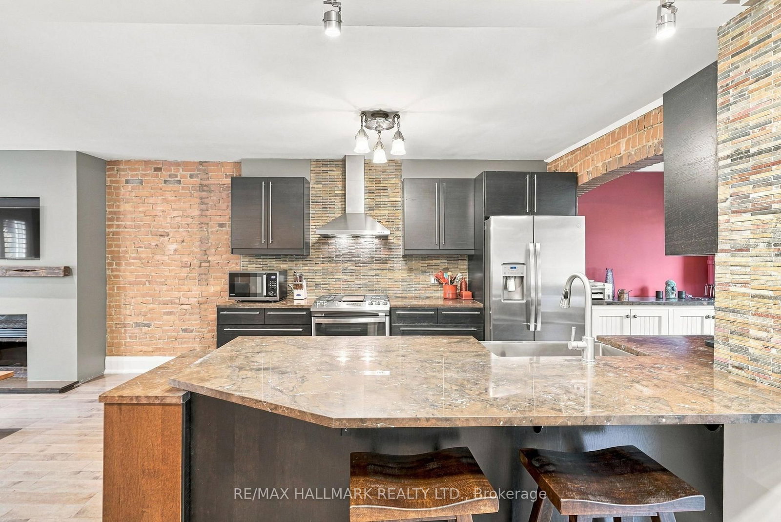 1 Glenmount Park Road • Toronto, ON photo 6